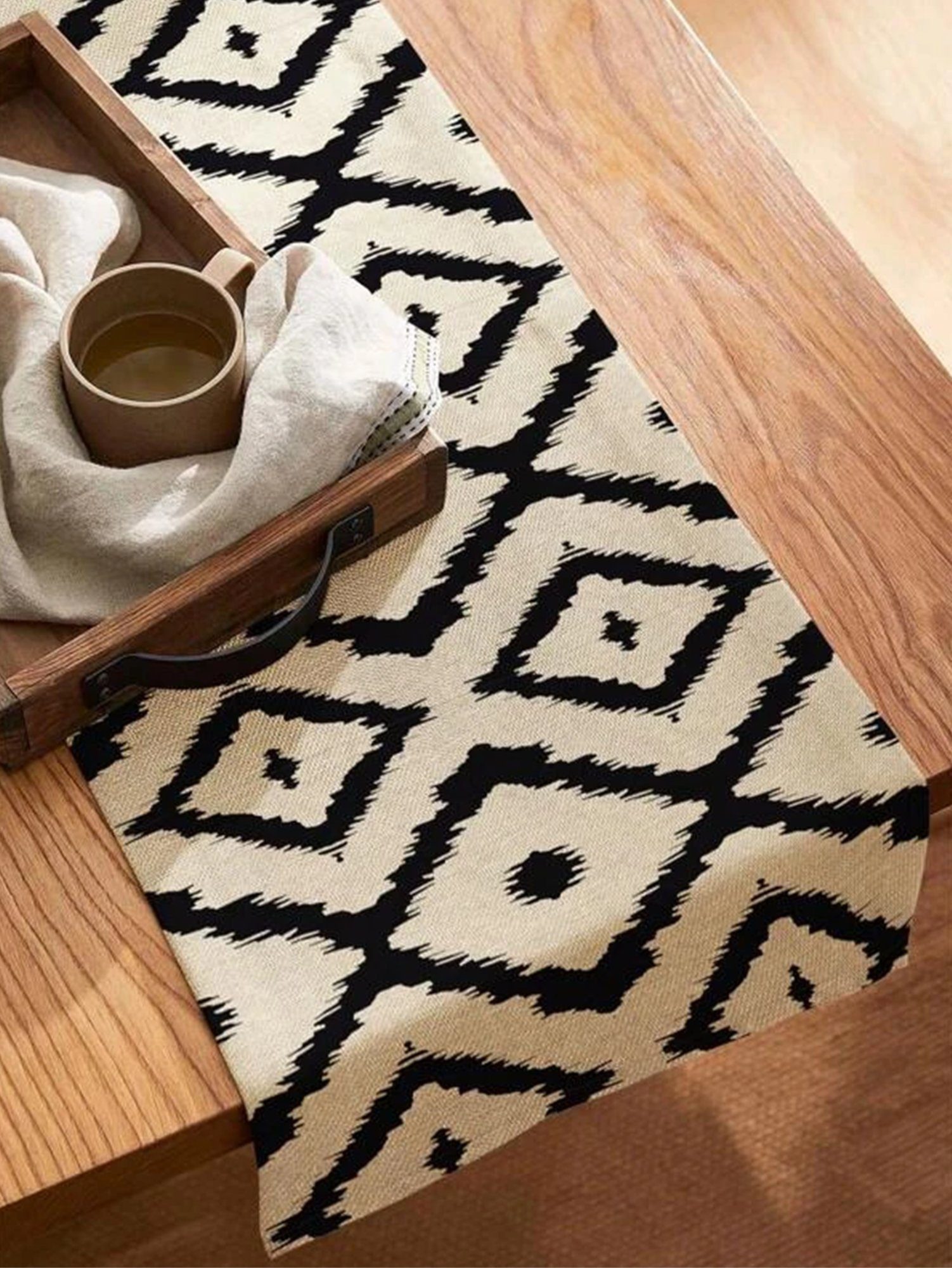 LIVINA HOME Tischläufer Premium Tischdecke abwaschbar, Tischband, moderne L günstig online kaufen