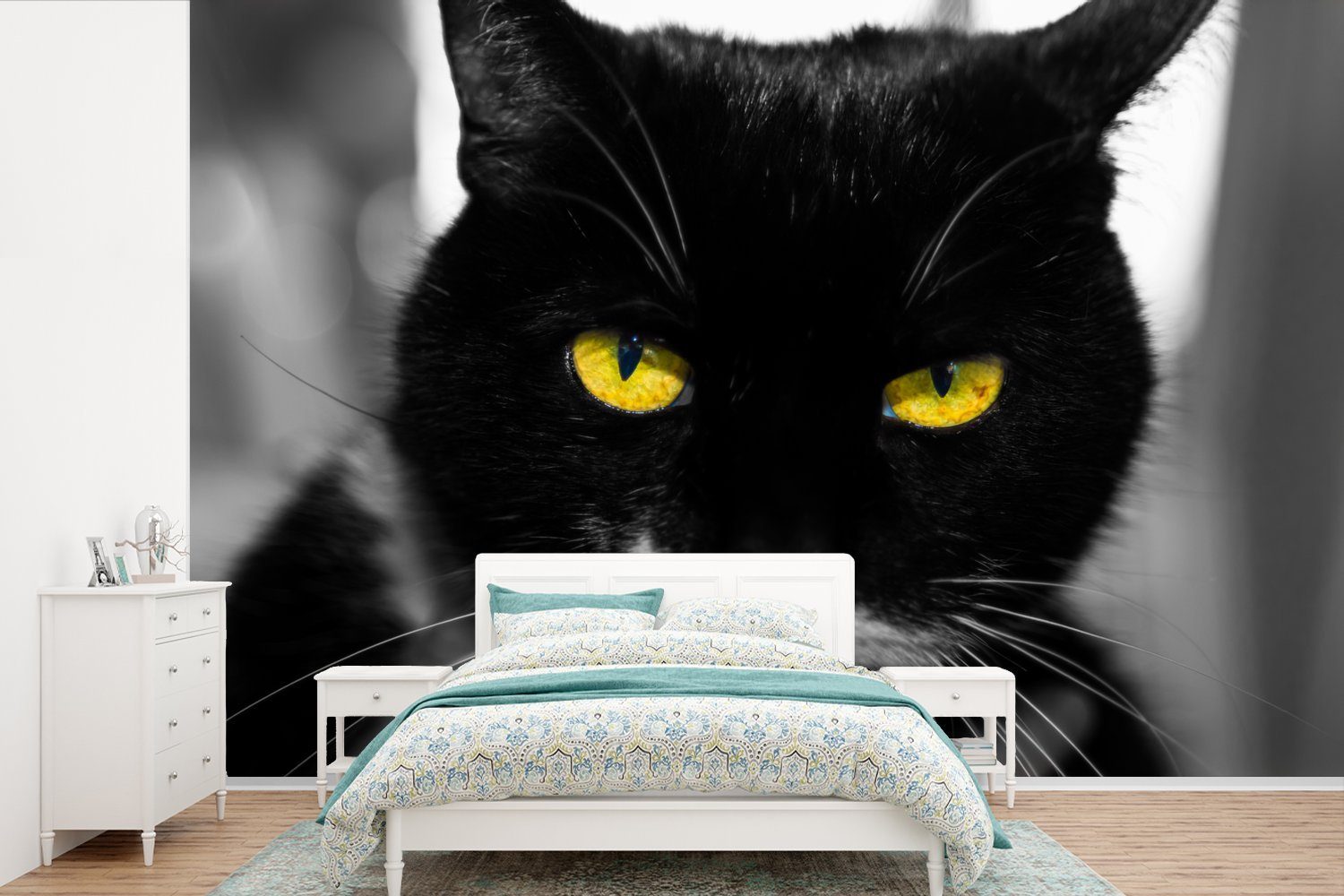 MuchoWow Fototapete Schwarz-Weiß-Foto des Kopfes einer schwarzen Katze mit gelben Augen, Matt, bedruckt, (6 St), Wallpaper für Wohnzimmer, Schlafzimmer, Kinderzimmer, Vinyl Tapete