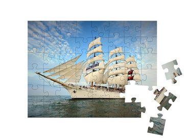 puzzleYOU Puzzle Dreimaster-Segelschiff unter vollen Segeln, 48 Puzzleteile, puzzleYOU-Kollektionen Segelschiffe