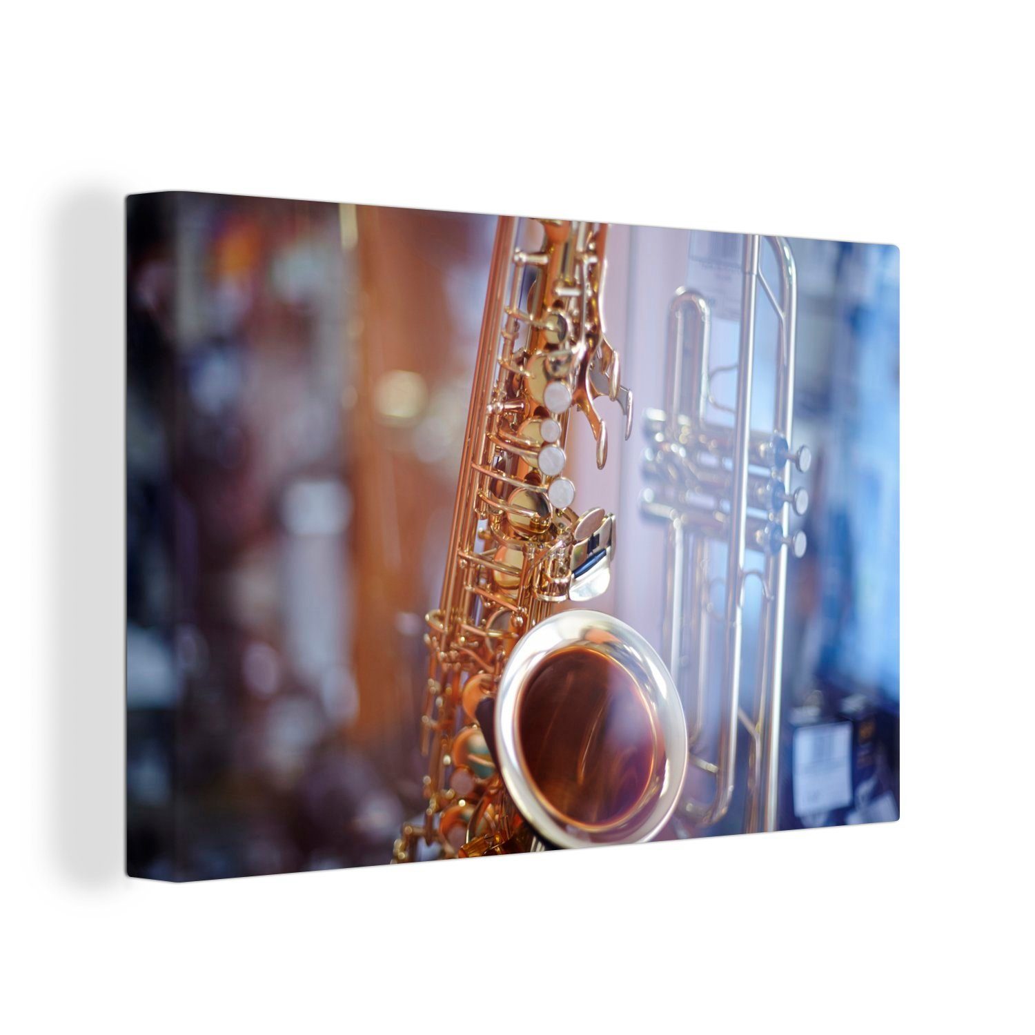 OneMillionCanvasses® Leinwandbild Saxophon und Posaune im Hintergrund, (1 St), Wandbild Leinwandbilder, Aufhängefertig, Wanddeko, 30x20 cm