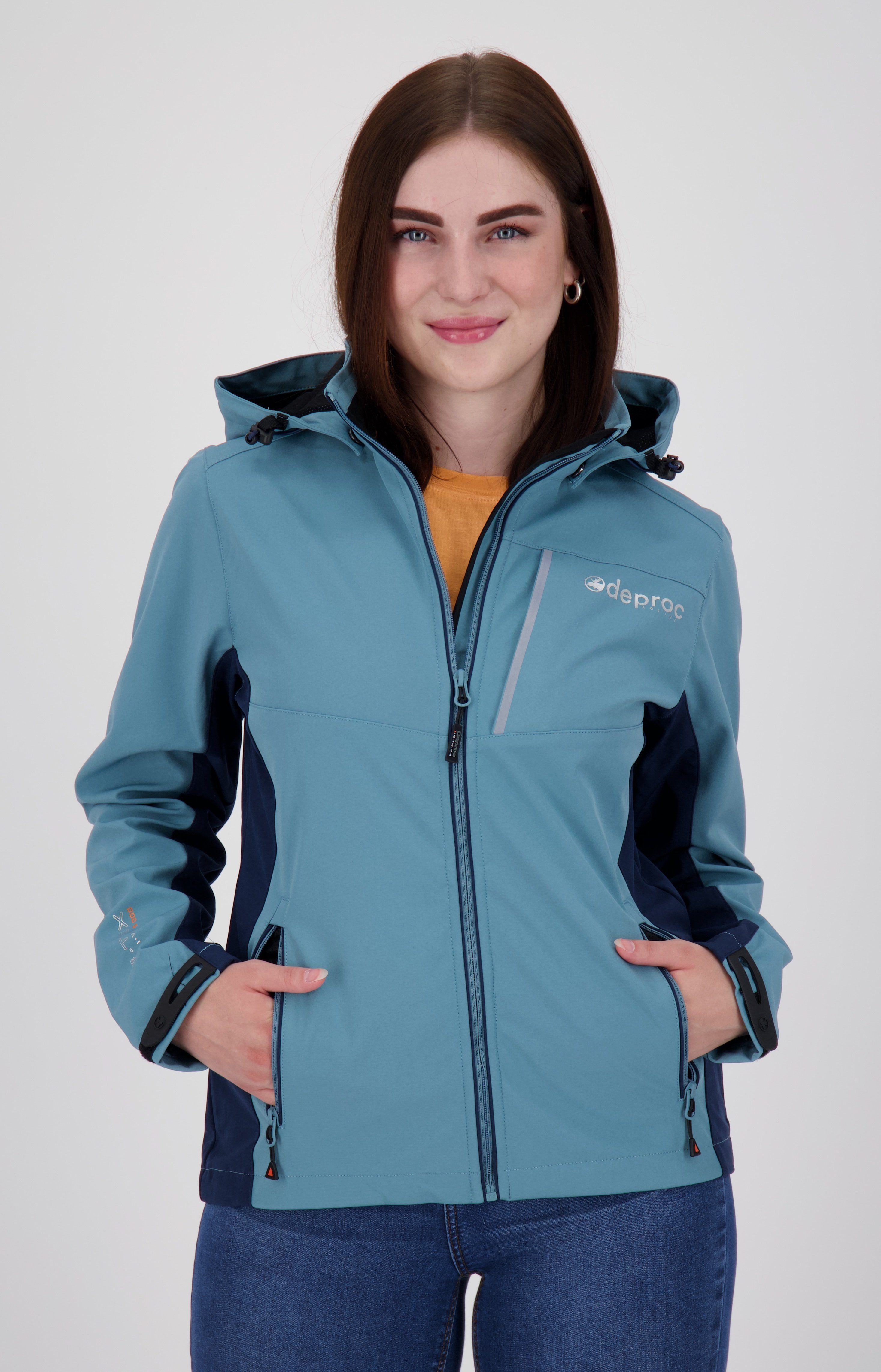 DEPROC Active Softshelljacke NUNAVUT CS NEW WOMEN Outdoorjacke, Funktionsjacke auch in Großen Größen erhältlich, mit abnehmbarer Kapuze