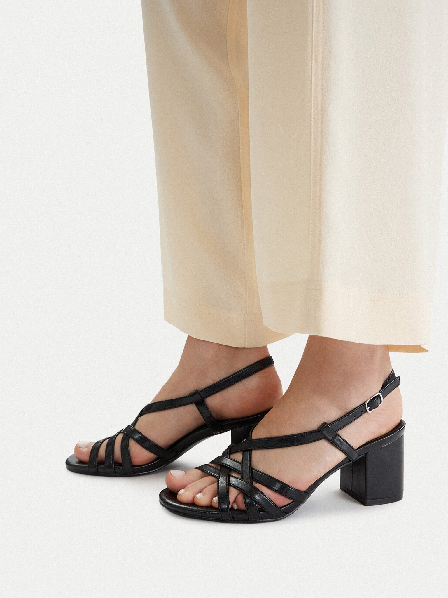 Jenny Jenny Damensandalen Schwarz JENNY-CEO-HY1131-4 Schwarz Sandale