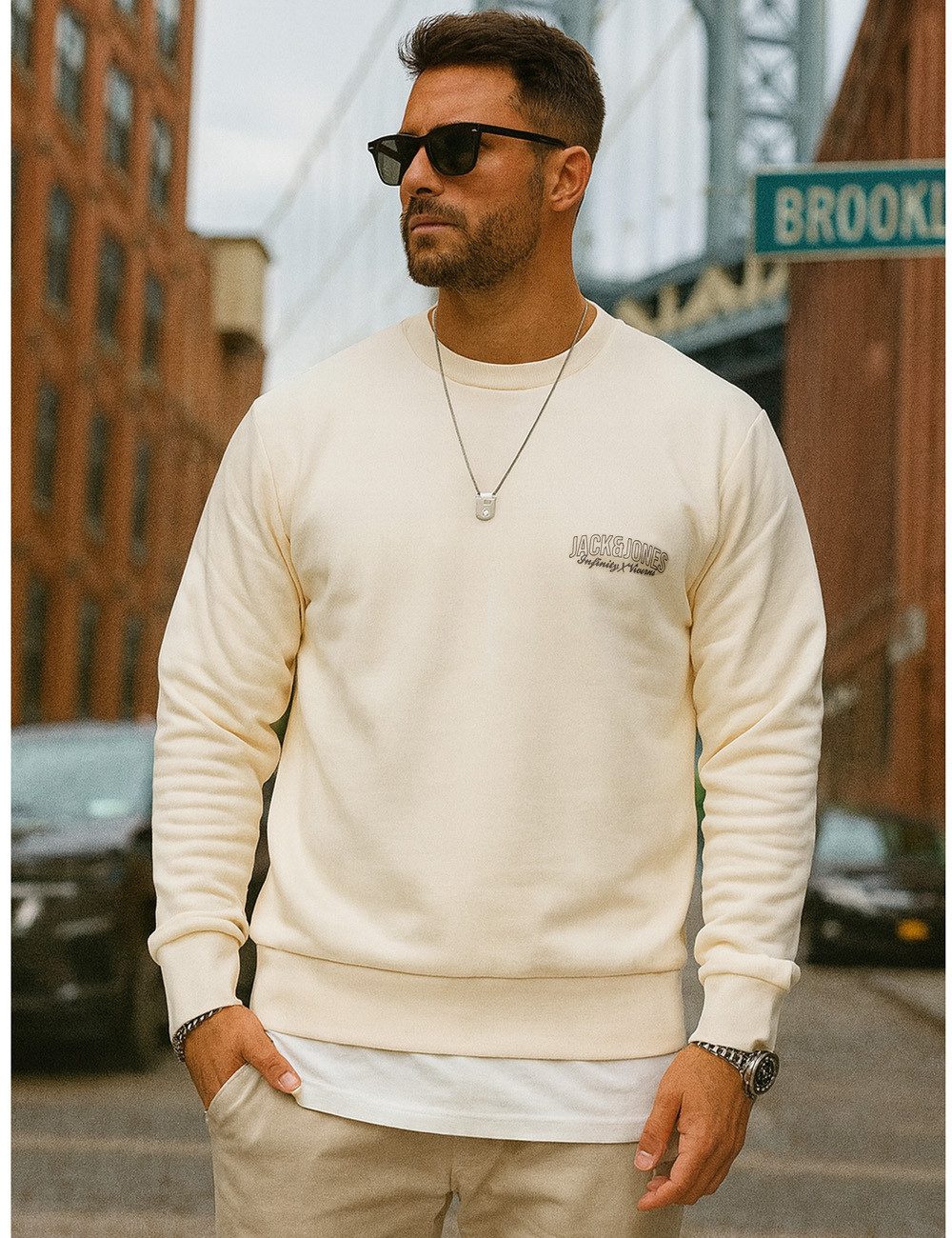Jack & Jones Sweatshirt als Crew Neck Rundhalspullover im Regular-Fit Herren Sweatpullover mit Logoprint