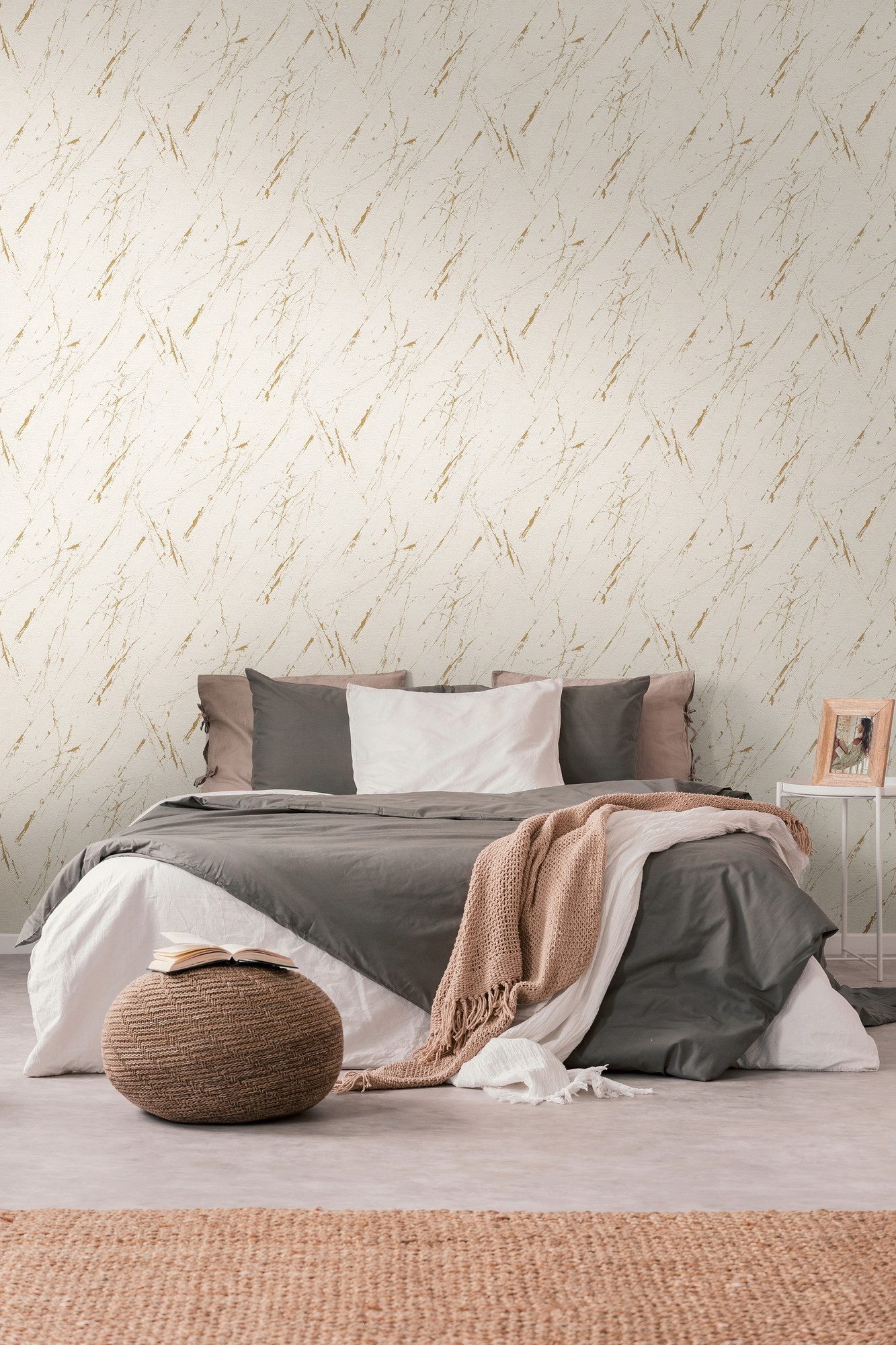 A.S. Création Vliestapete mit Marmoroptik Beige Gold 10,05 m x 0,53 m günstig online kaufen