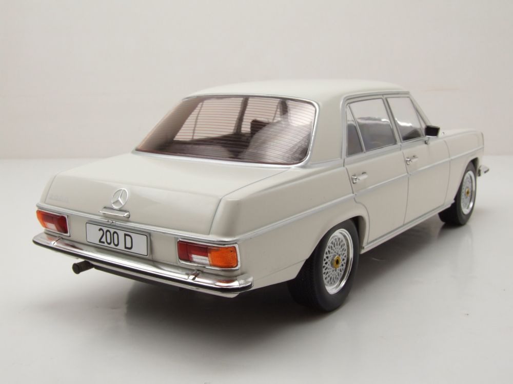 MCG Modellauto Mercedes 200 D /8 Strichachter W115 1968 weiß, Maßstab 1:18