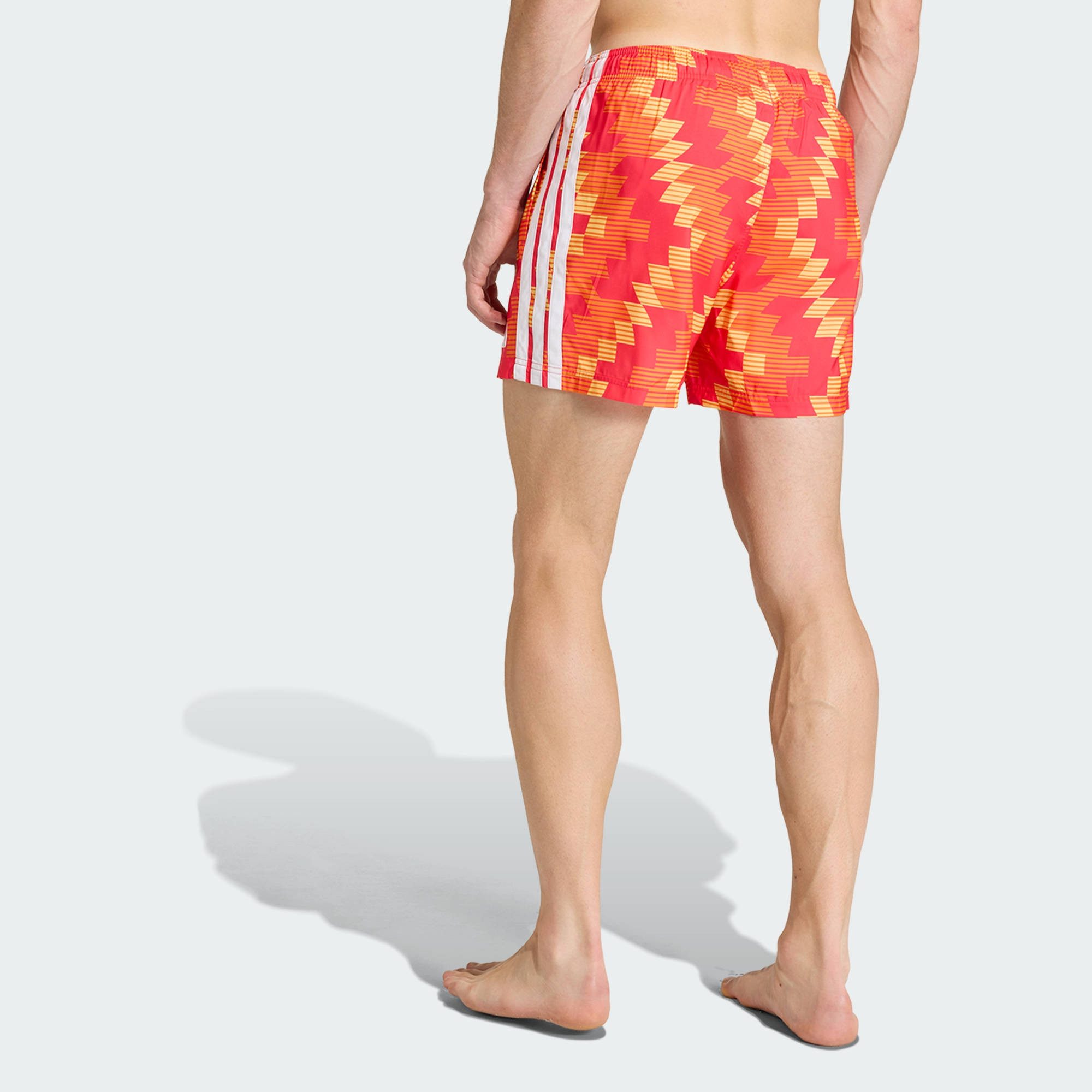 adidas Sportswear Badehose BADESHORTS, 13 CM, VOM FUSSBALL INSPIRIERTE GRAFIK (1-St)