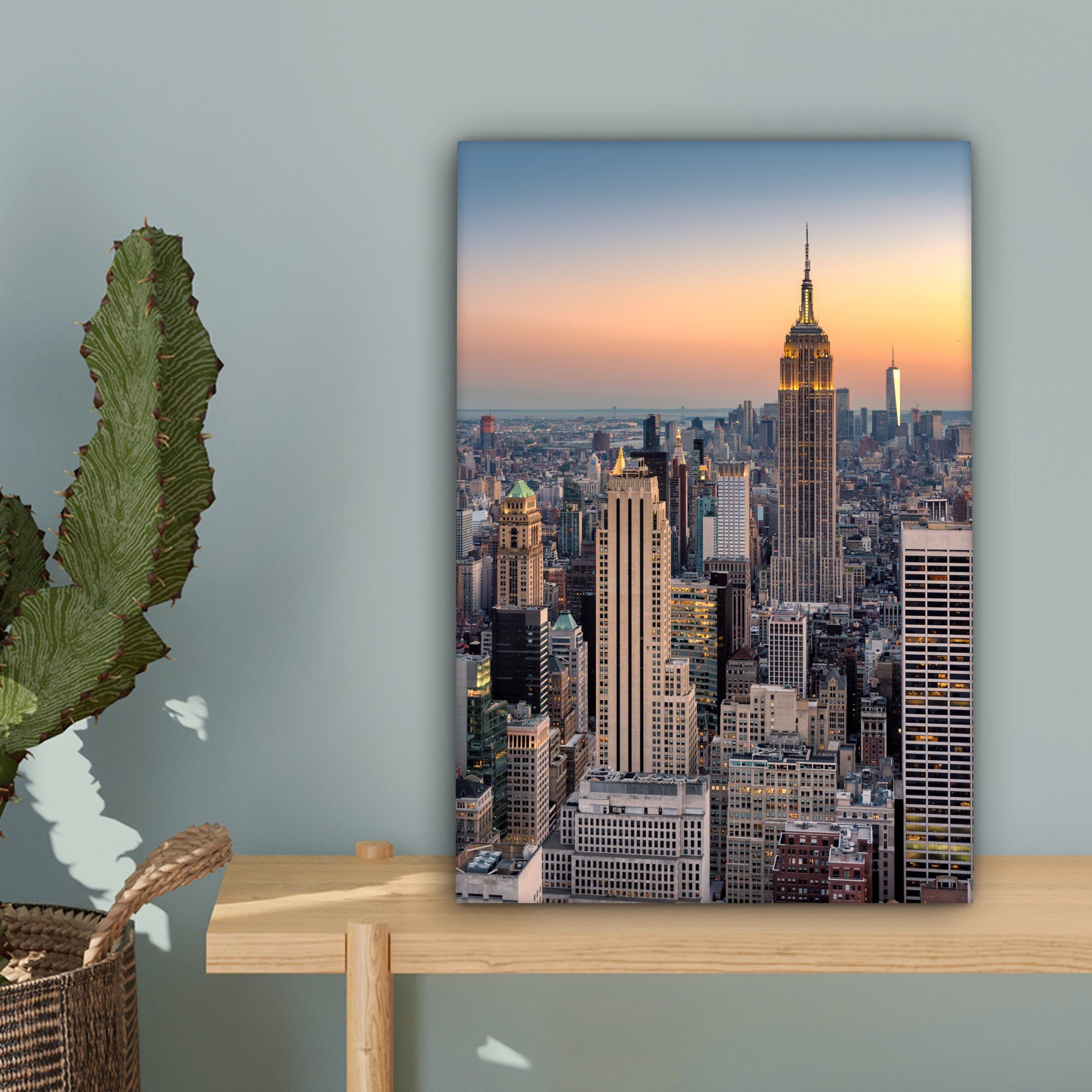 OneMillionCanvasses® Leinwandbild bespannt Skyline, Gemälde, 20x30 Leinwandbild cm New inkl. St), Zackenaufhänger, - fertig York - (1 Sonne