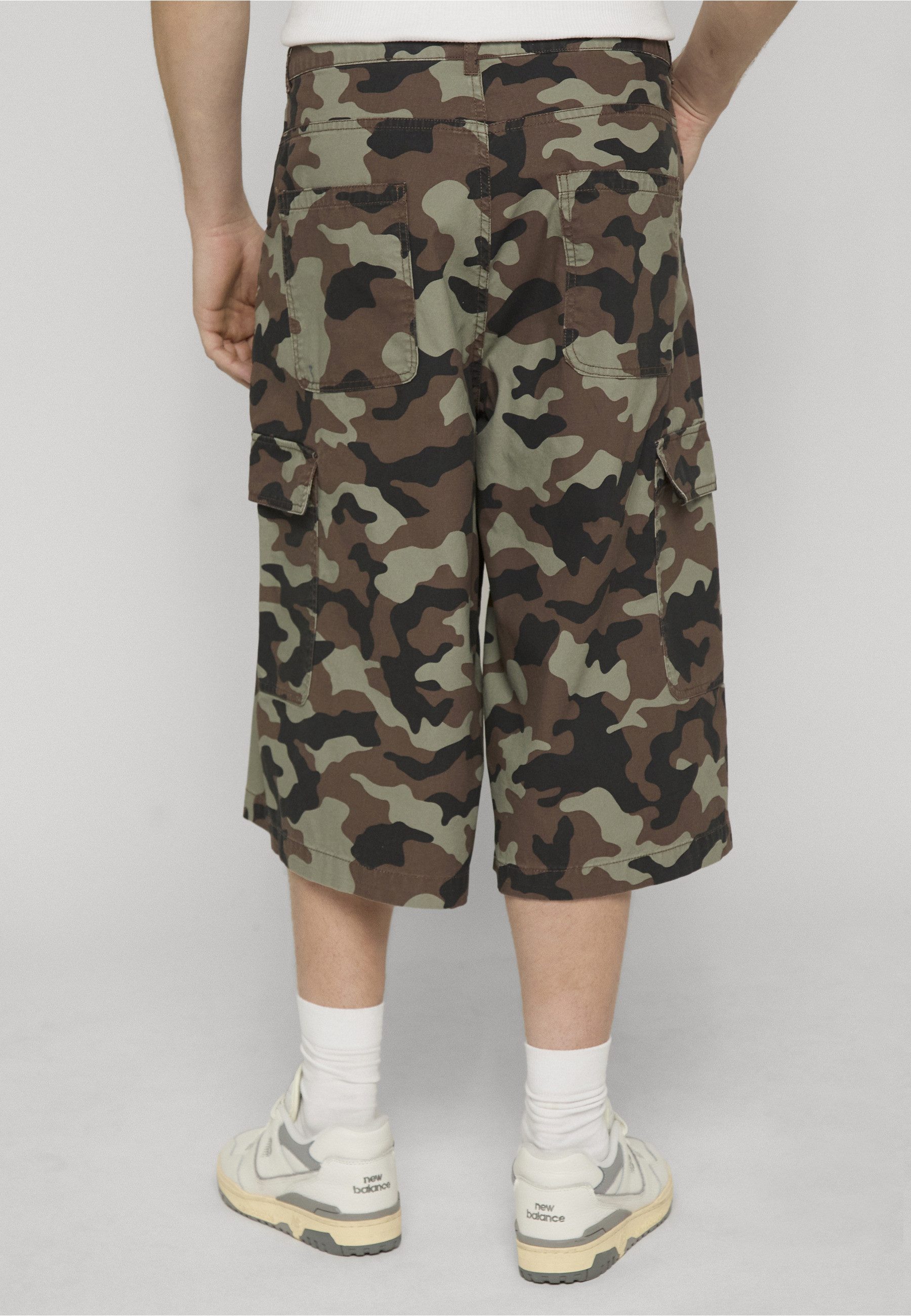 Karl Kani Cargoshorts Karl Kani OG Camo Baggy Cargo Shorts (1-tlg) – Bild 4 von 5