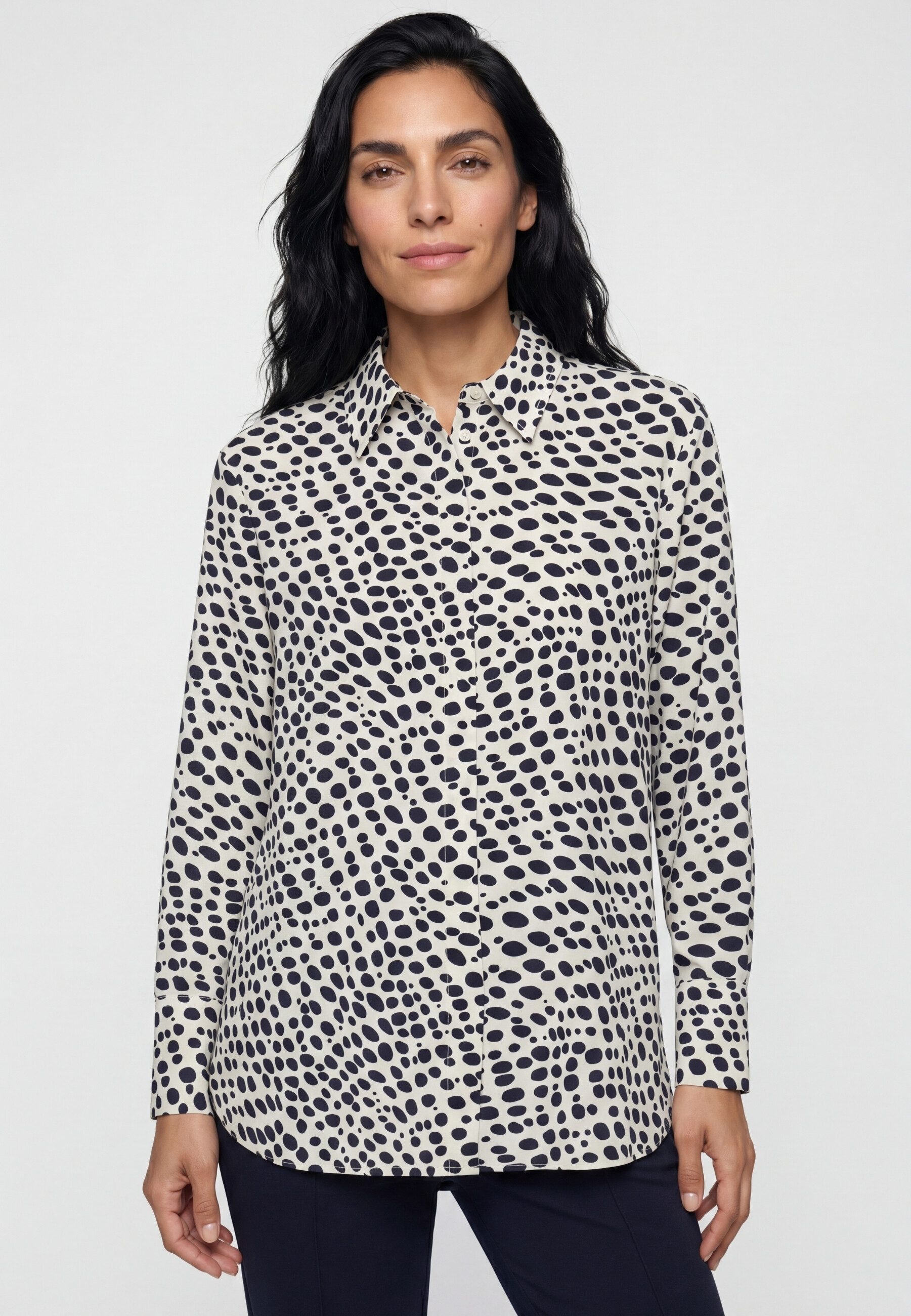 Olsen Hemdbluse Bluse mit Hemdblusenkragen und Knopfleiste