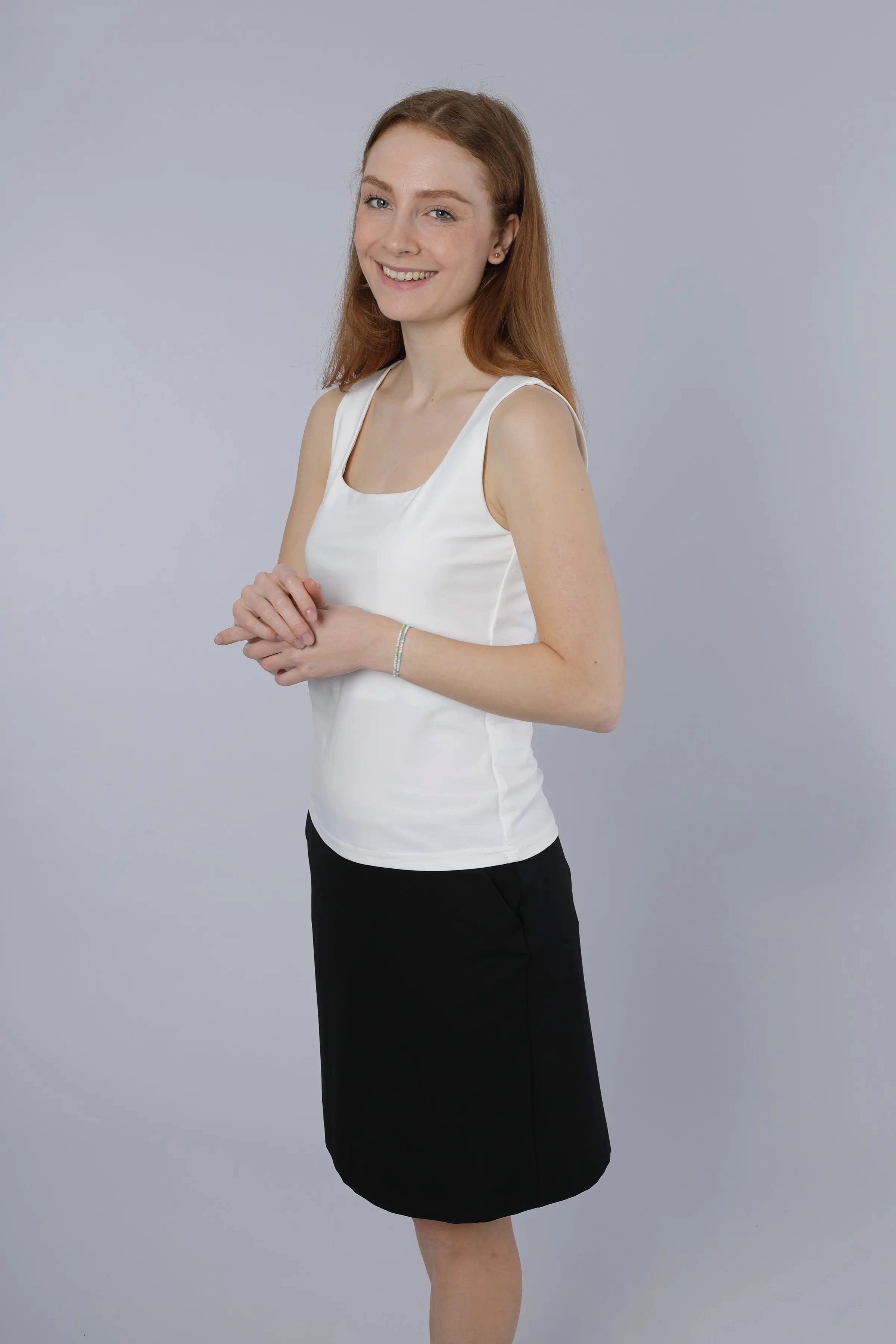 NADINE H Shirttop Nadine H kurzes Top mit U-Ausschnitt und verstärktem Stoff in OFFWHITE