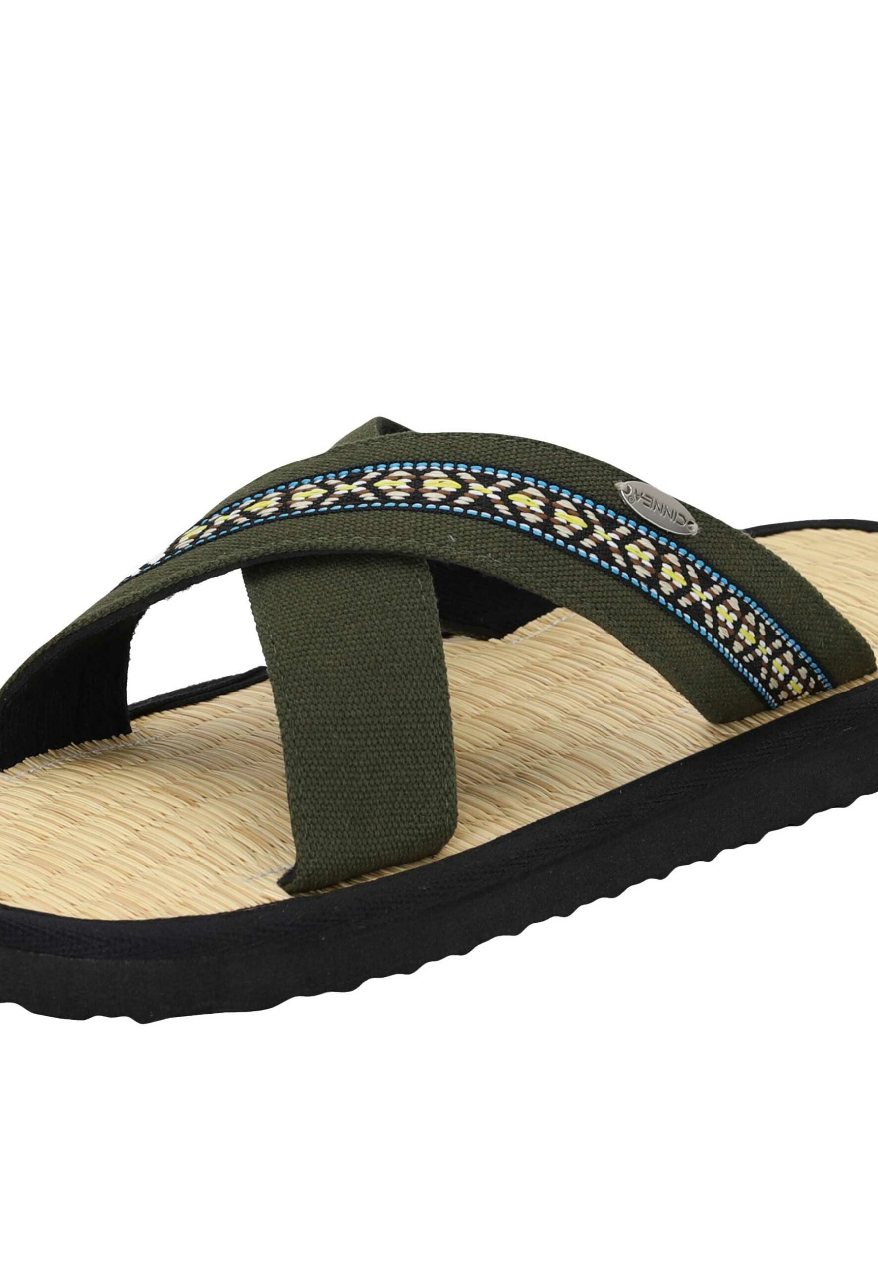 CINNEA Füße Sandale Farso für (gegen Wellness olivgrün Binsen, die Fußgeruch) aus