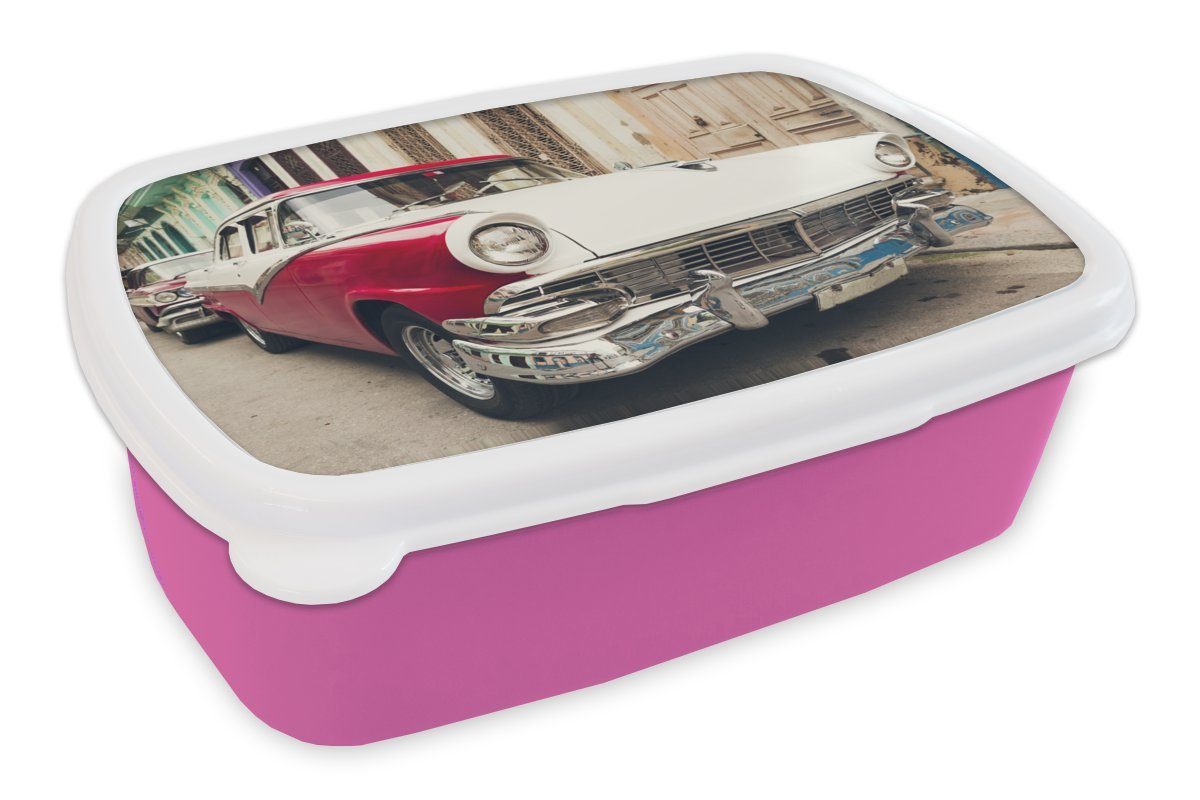MuchoWow Lunchbox Oldtimer mit weißer und roter Farbe, Kunststoff, (2-tlg), Brotbox für Erwachsene, Brotdose Kinder, Snackbox, Mädchen, Kunststoff rosa