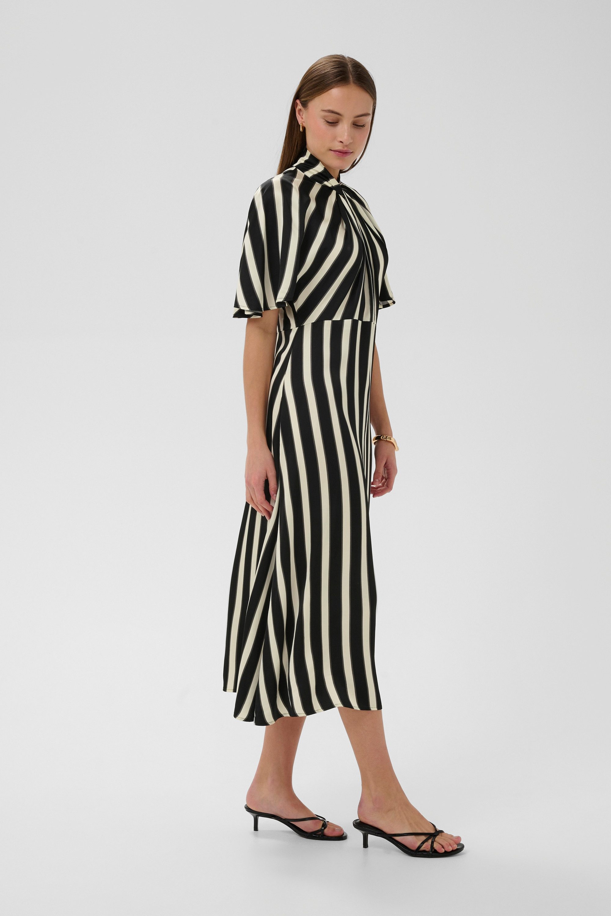 SOAKED IN LUXURY Blusenkleid Kleid SLClero