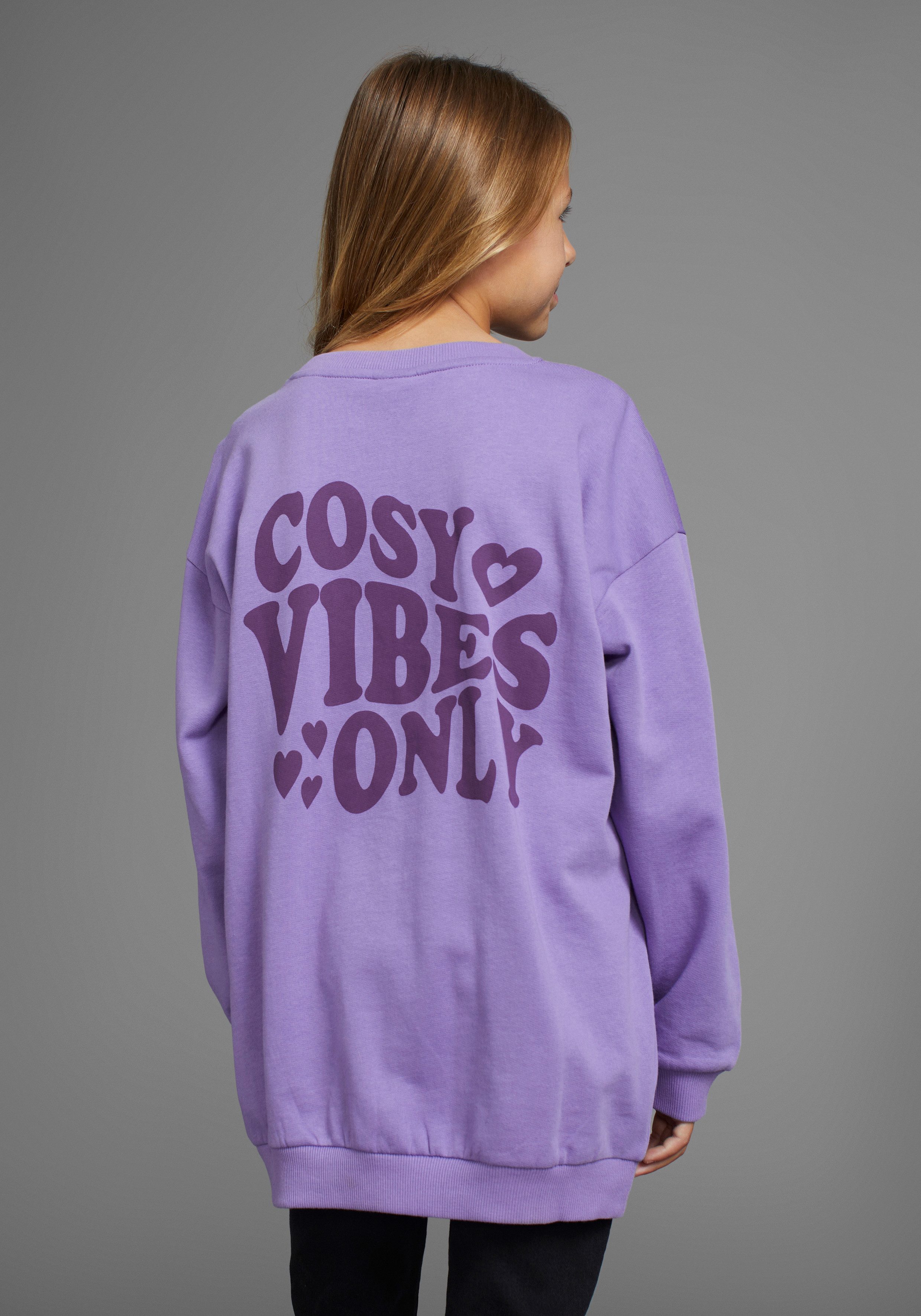 KIDSWORLD Sweatshirt Rückenprint Sweatshirt, in bequemer Form für Mädchen