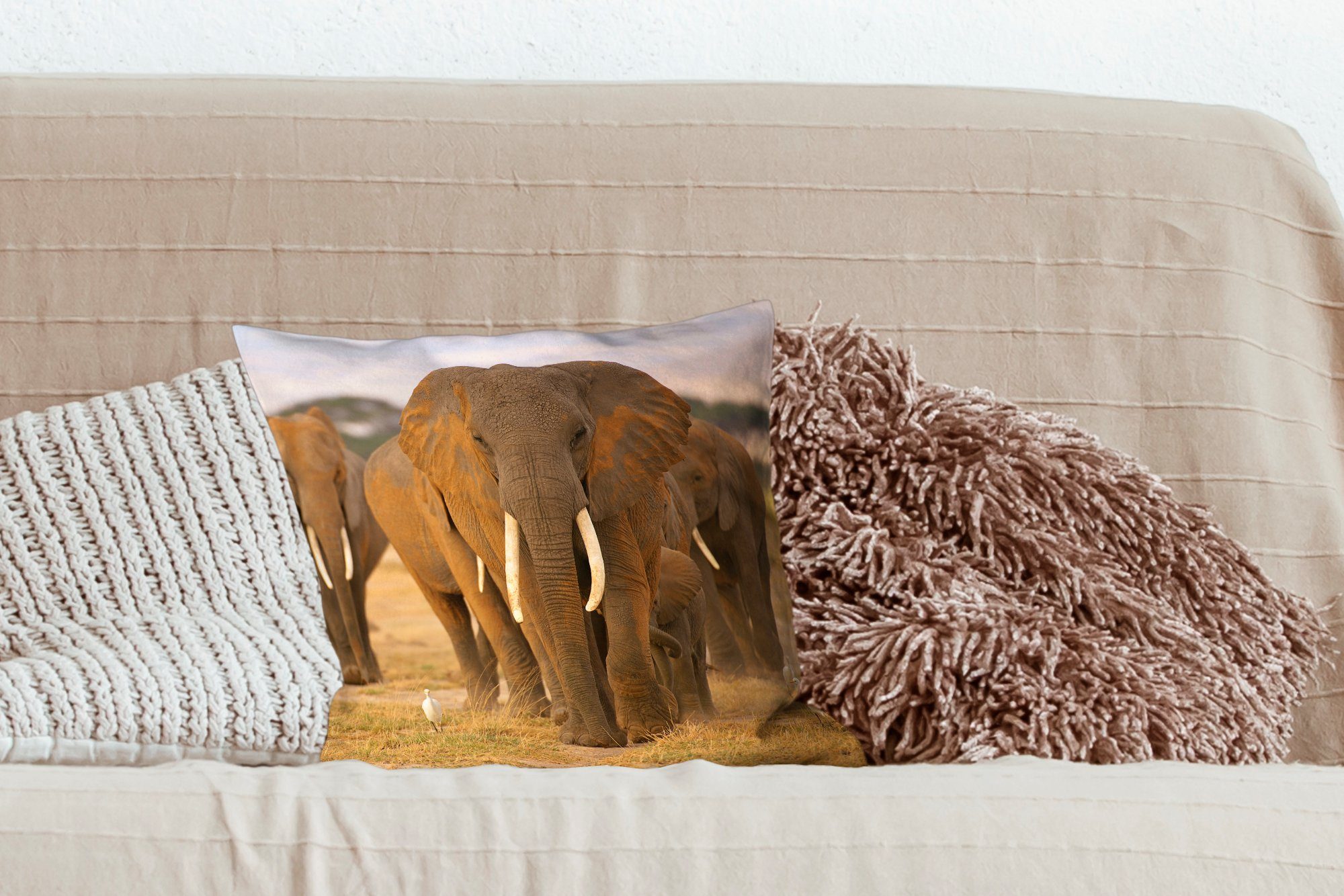 MuchoWow Dekokissen Wohzimmer, Sofakissen der Schlafzimmer, mit für Füllung Elefanten, Familie Deko, Zierkissen