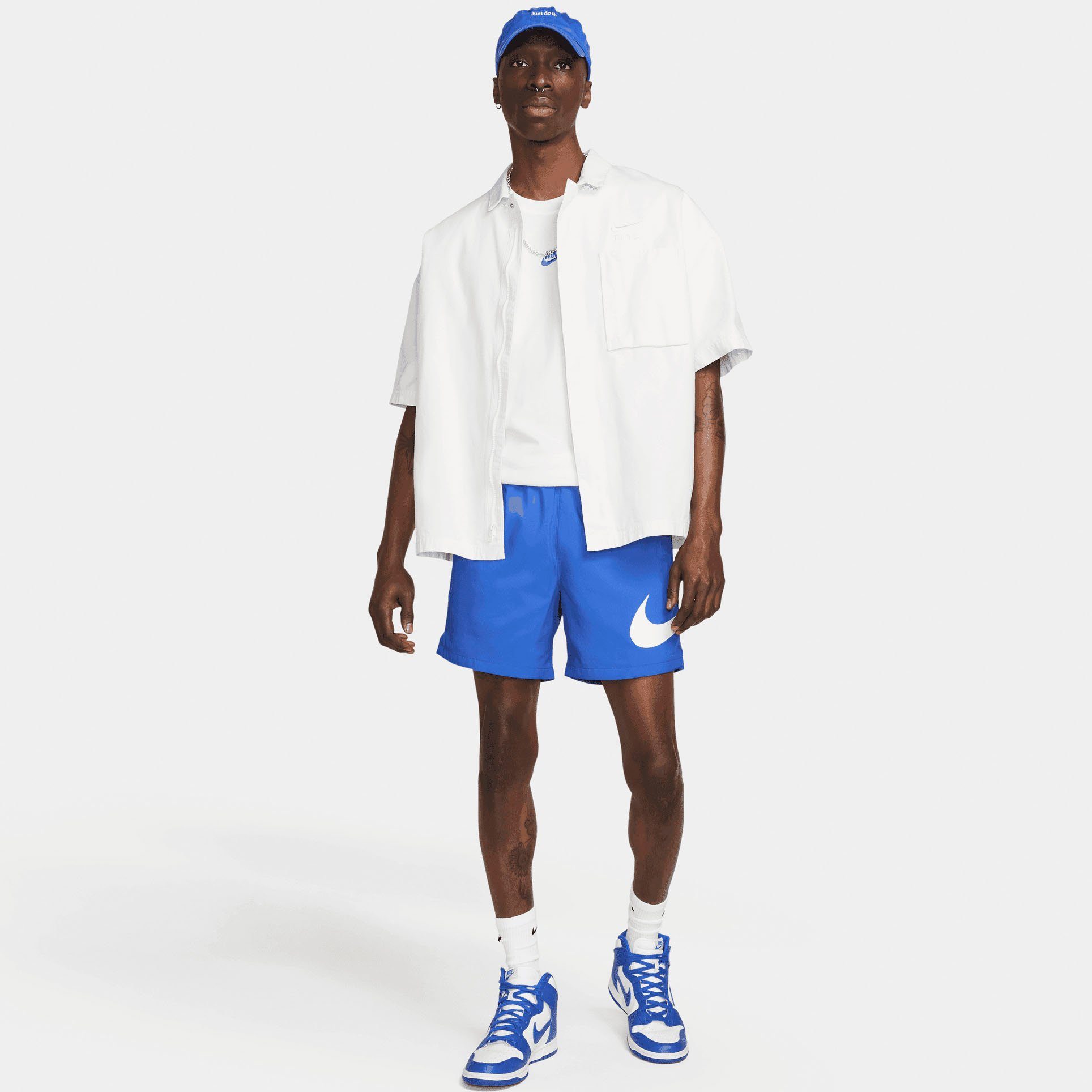 Sportswear SHORT M REPEAT Nike WVN SW NSW blau Shorts