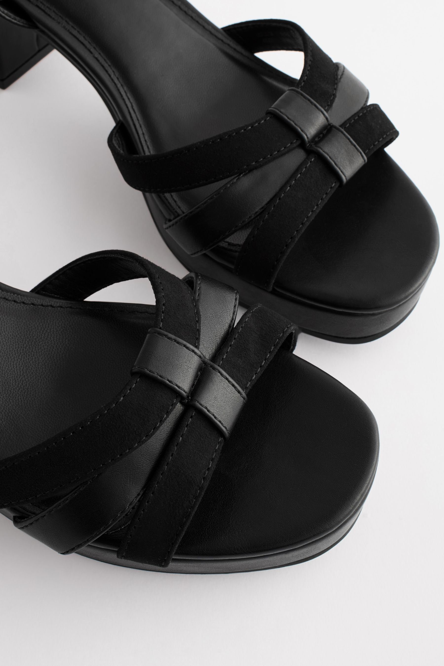 Next Forever Comfort® Niedrige Keilabsatzschuhe Plateausandaletten (1-tlg)