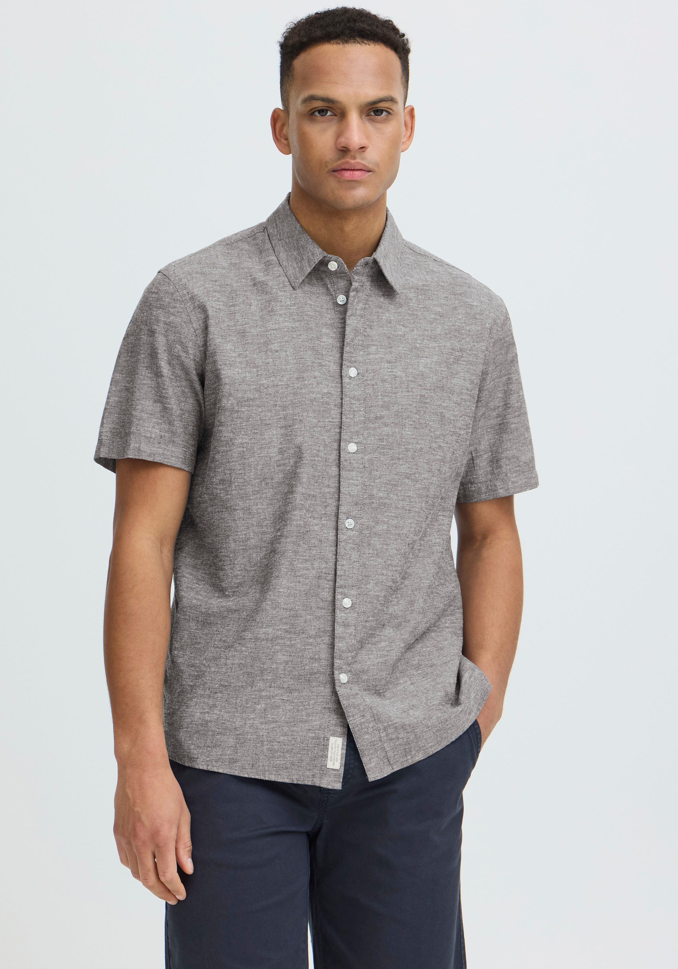 Blend Kurzarmhemd BHABAN SHIRT PP NOOS aus Baumwollmischung, mit Leinenoptik, Regular Fit, pflegeleicht