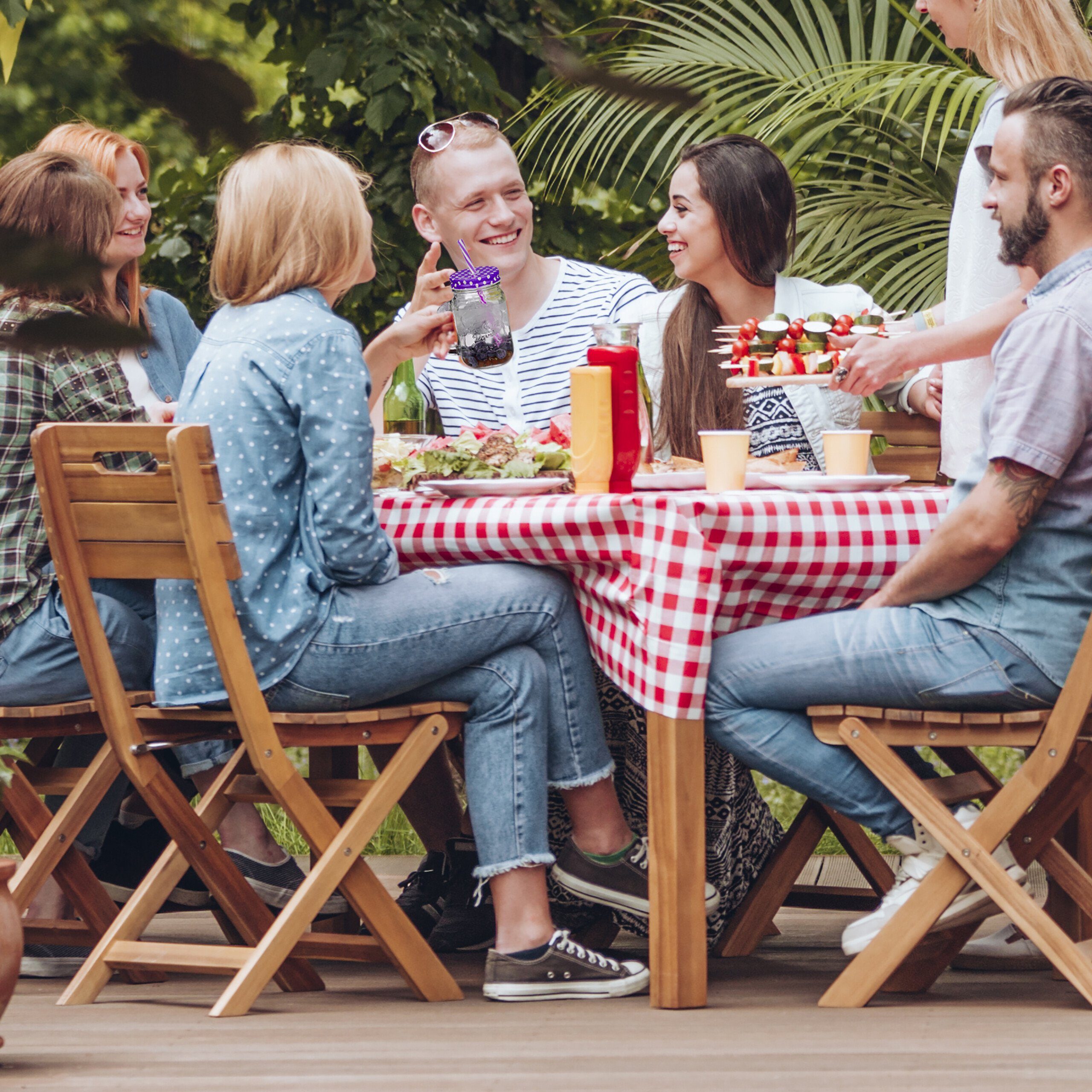 relaxdays Gläser-Set Bunte Trinkgläser mit Deckel 4er Set, Glas