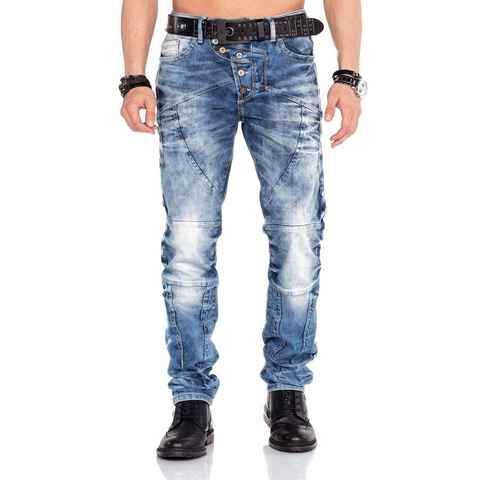 Cipo & Baxx Straight-Jeans mit ausgefallener Knopfleiste