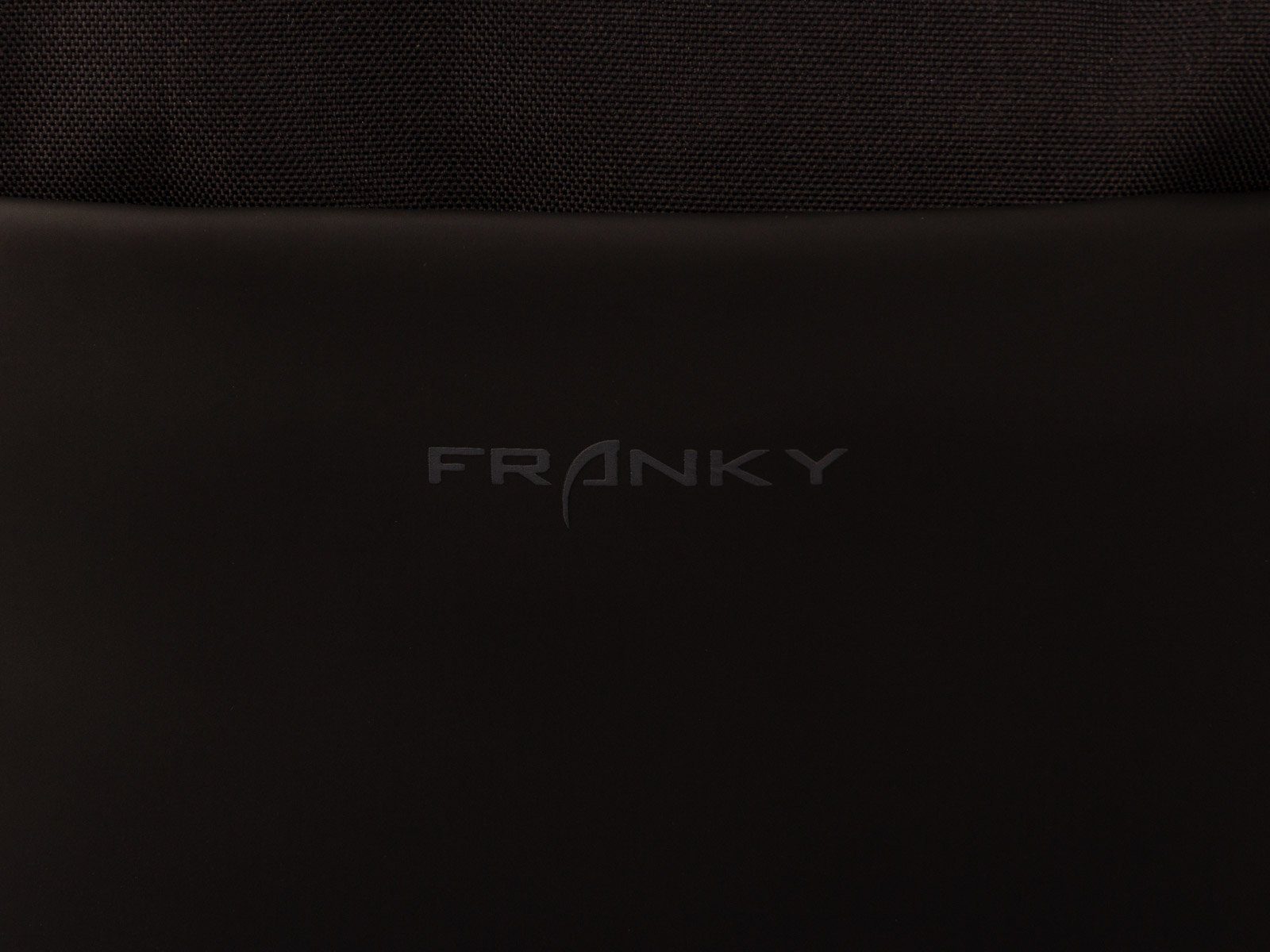 17" Laptopfach Franky Franky Freizeitrucksack ca. schwarz Laptofach Trolleyaufs, und 17" ca. Freizeitrucksack mit RS90-F