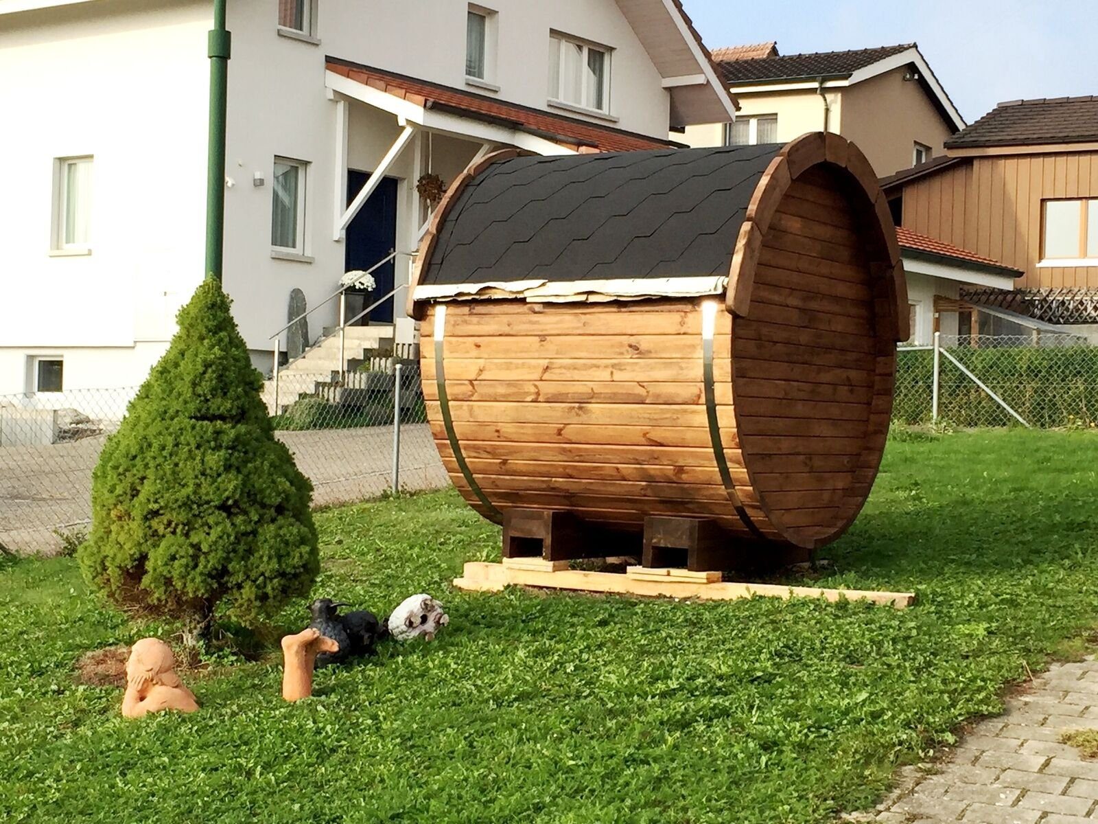 JVmoebel Fasssauna Saunafass Gartensauna Außensauna Holzsauna 197 x 197 x 200 cm, BxTxH: 197 x 197 x 200 cm, 46,00 mm, (1-St., Trockensauna) Made in Europa