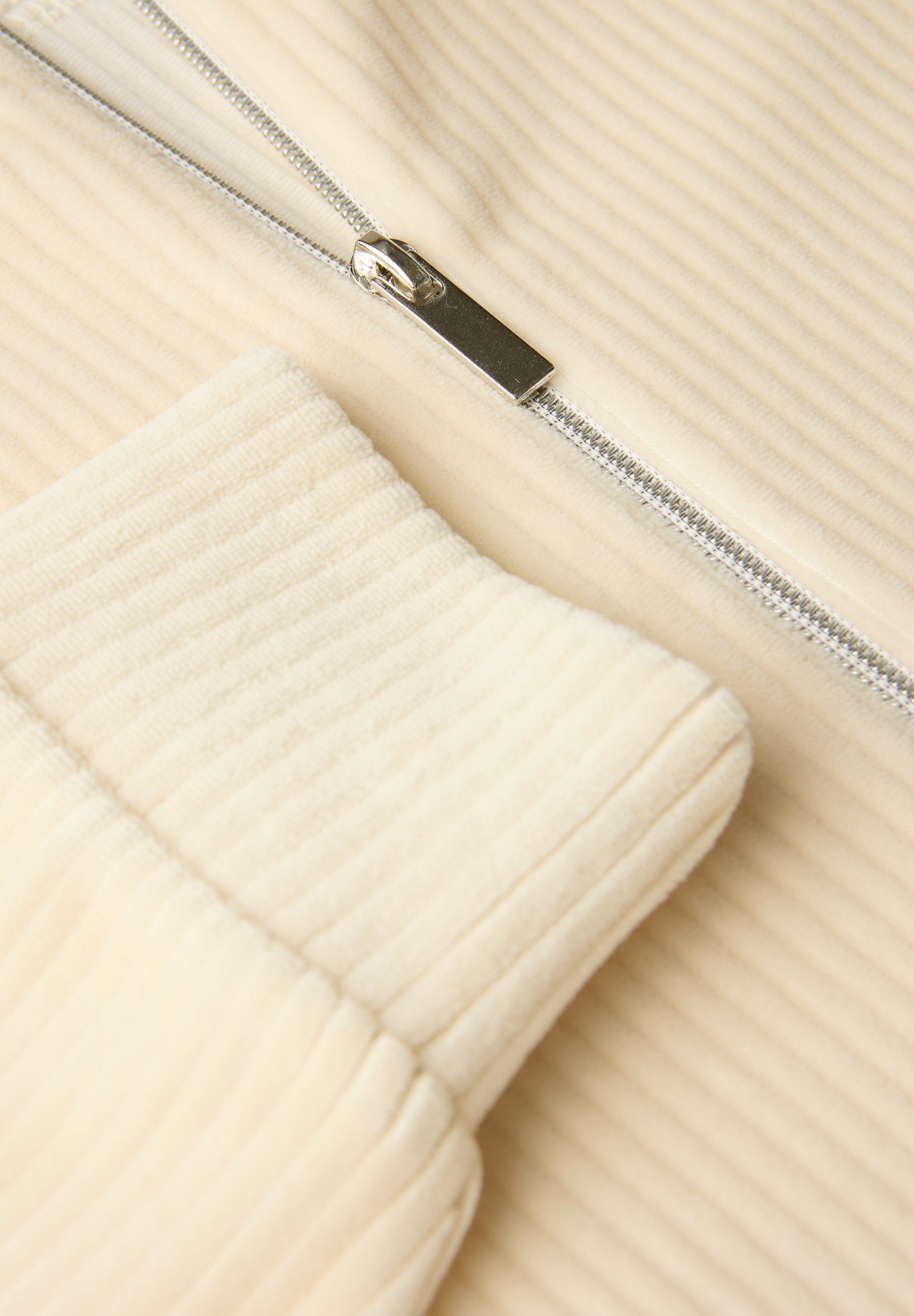 STREET ONE Langarmshirt Cordjacke mit Zipper günstig online kaufen