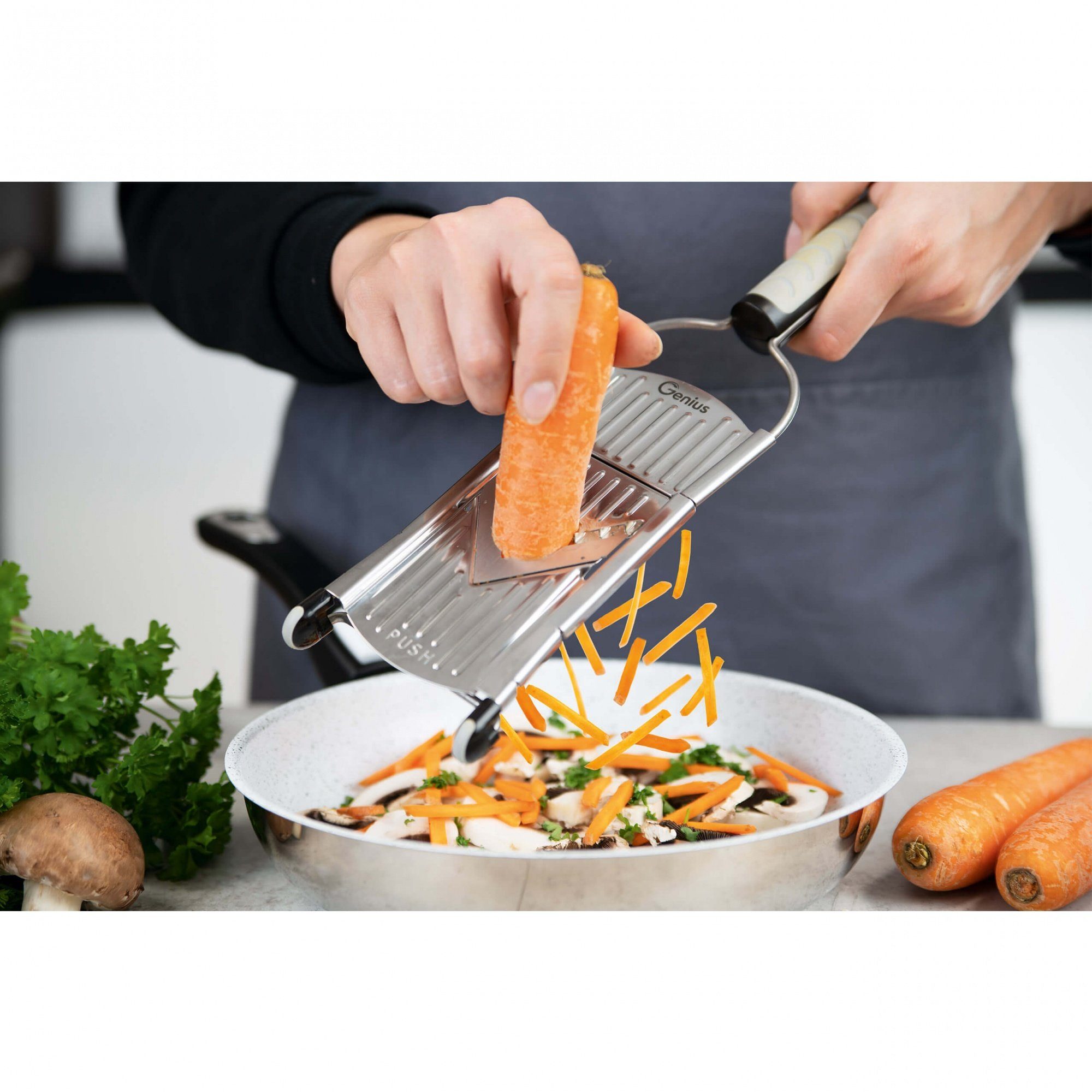 Genius Gemüseschneider Multi Zerkleiner Nicer Dicer Speed, Set 7-tlg., grau-schwarz, Gemüsehobel Mandoline für Tomaten Gurken mit Rezept