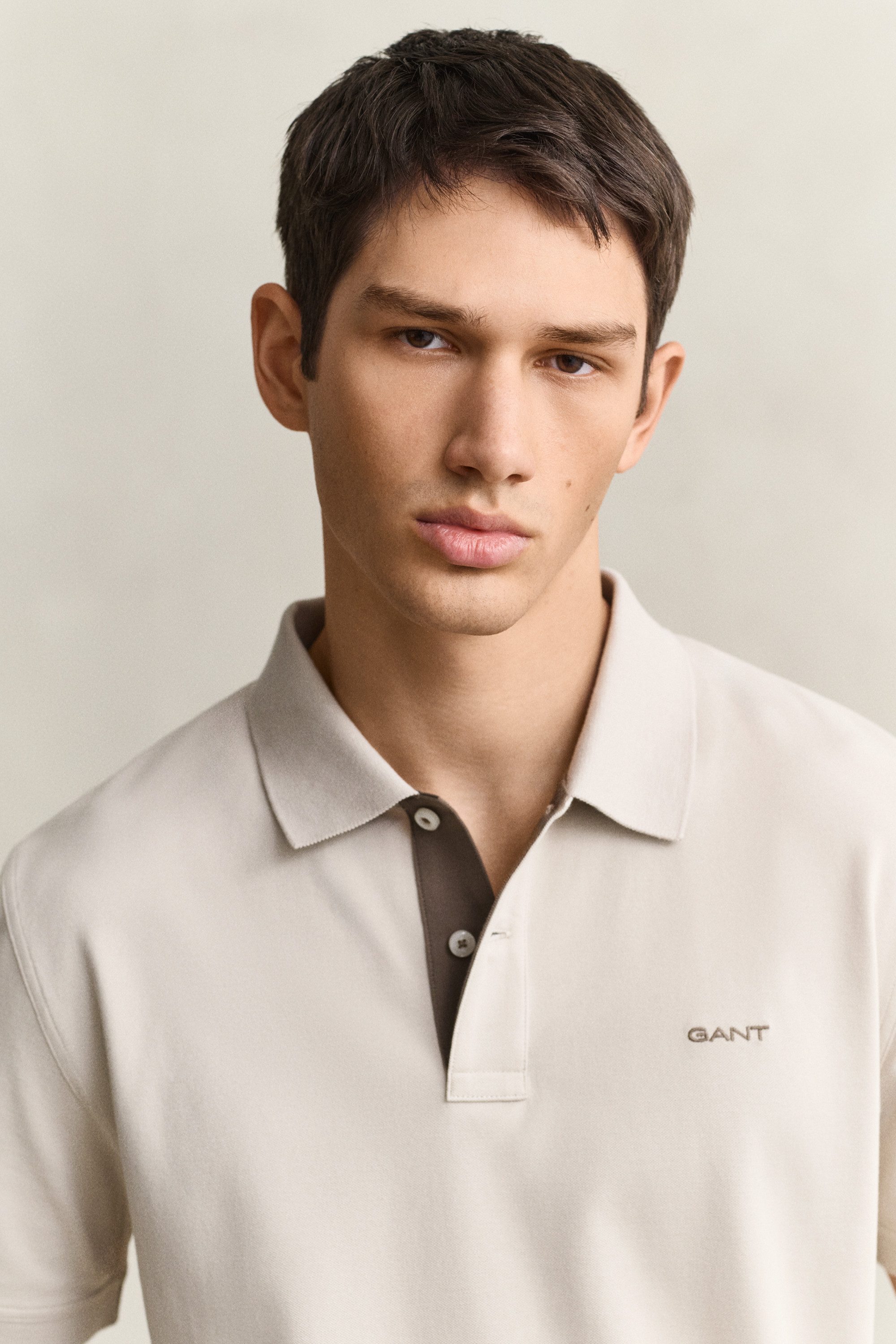 Gant Poloshirt REG CONTRAST PIQUE SS POLO mit kontrastfarbenen Einsätzen
