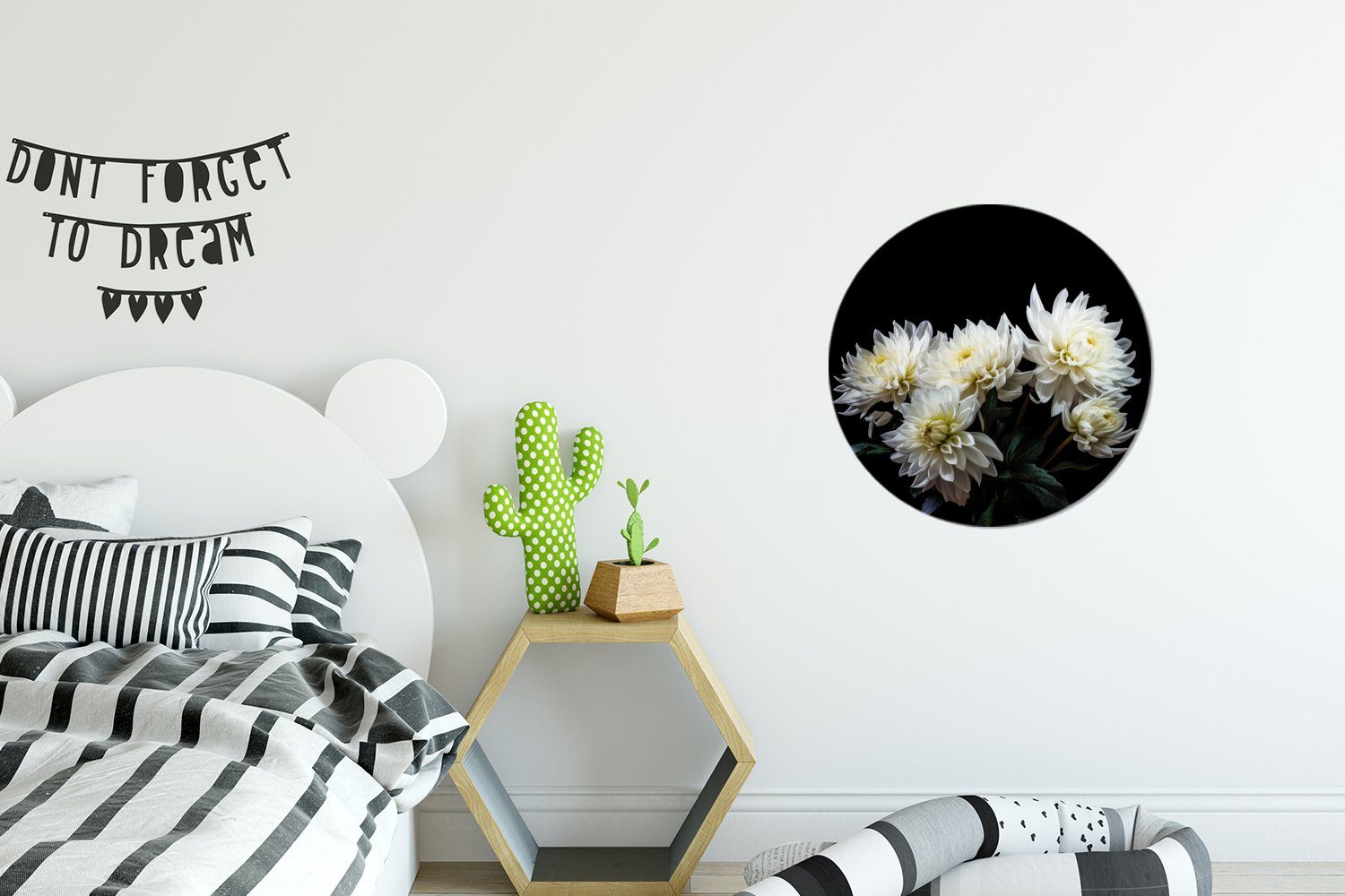 Natur Tapetenkreis - Rund, Tapetenaufkleber, (1 - St), Chrysantheme Wohnzimmer - Kinderzimmer, für - Wandsticker MuchoWow Blumen Weiß Botanisch