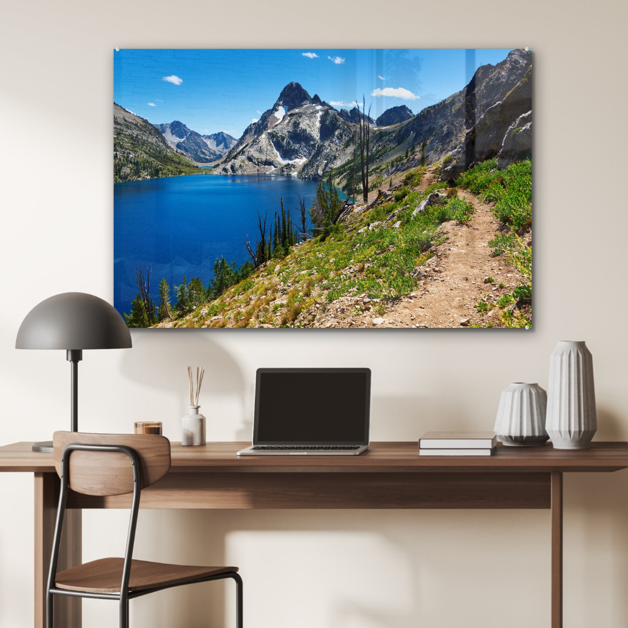 Acrylglasbilder (1 & Acrylglasbild MuchoWow Sawtooth Lake, Schlafzimmer Wanderweg St), am Wohnzimmer