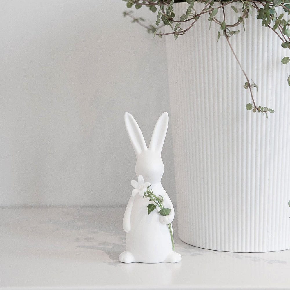 Storefactory Dekoobjekt Osterhase Svea aus weißer Keramik für deine Osterdeko