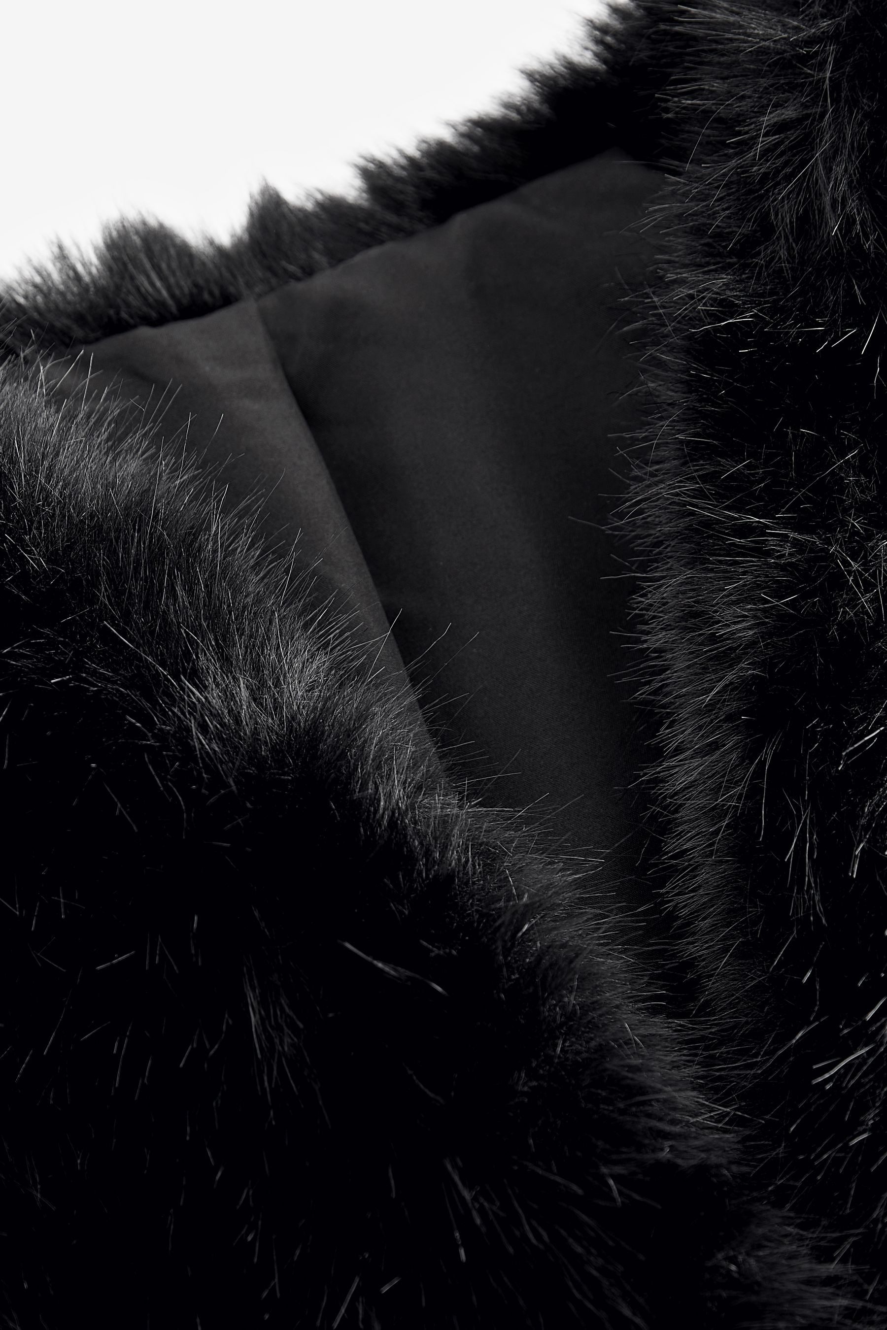 Next Fellimitatweste Lange Weste aus Kunstfell (1-tlg) günstig online kaufen