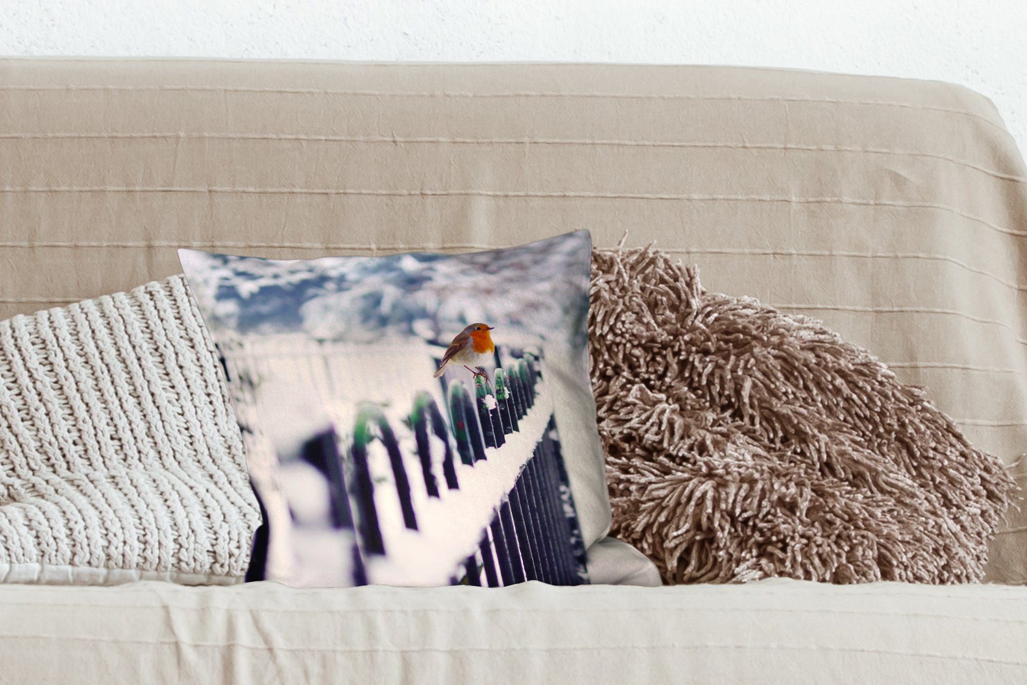 MuchoWow Dekokissen mit Schnee, Rotkehlchen Winter Wohzimmer, Sofakissen Schlafzimmer, Deko, Füllung für - Zierkissen 