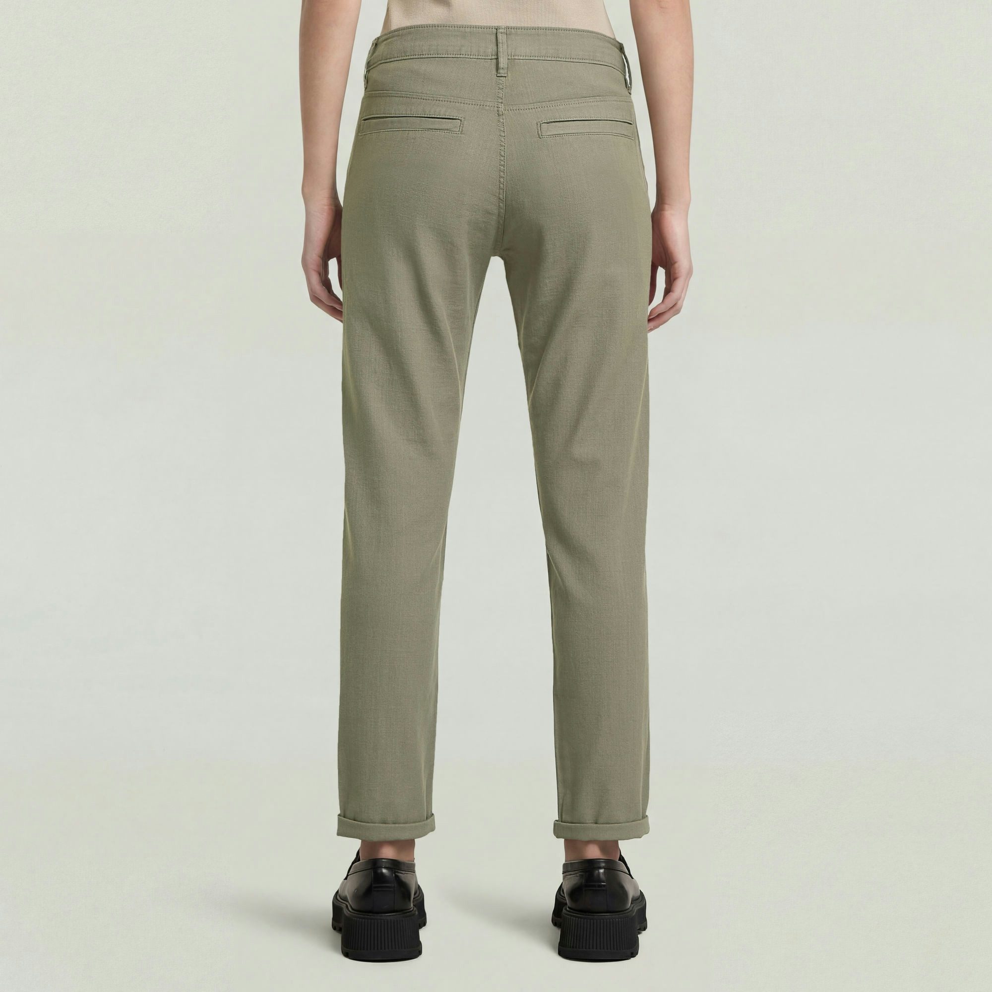 G-STAR Chinohose Kate Chino Boyfriend mit Relaxed Fit an Hüfte und Oberschenkeln