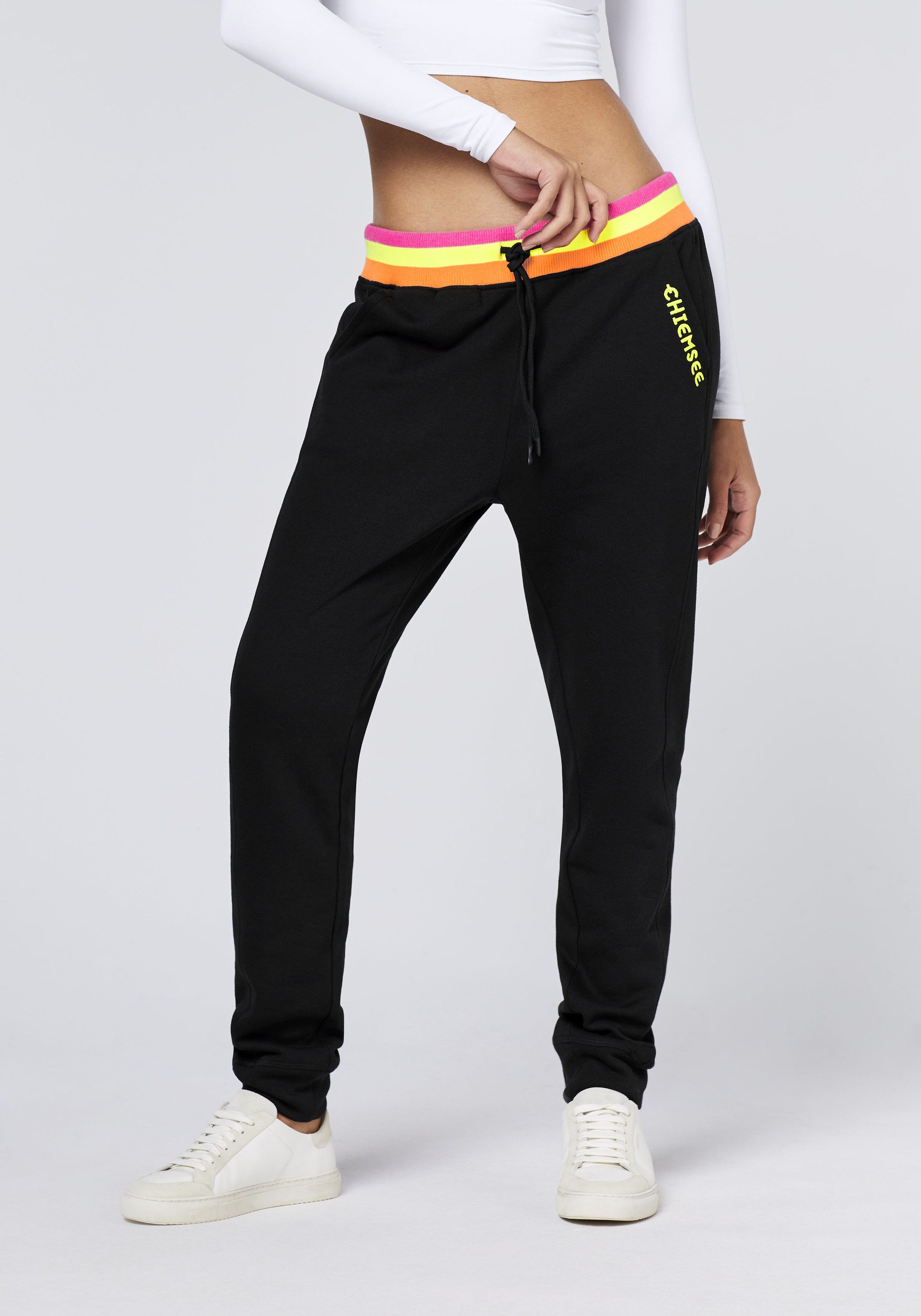 Chiemsee Sweathose Jogginghose mit gestreiftem Bund 1