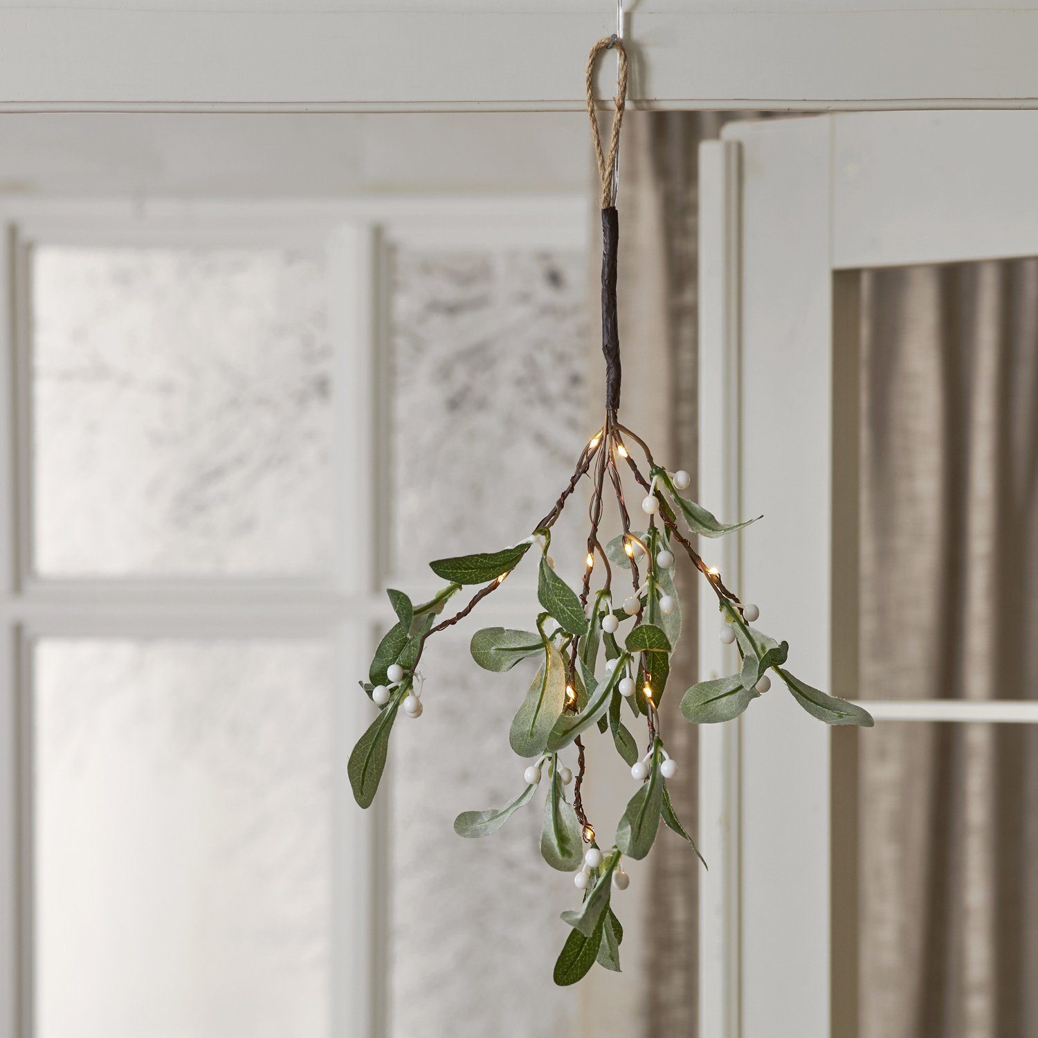 STAR TRADING LED-Leuchtzweig LED Mistelzweig Weihnachtszweig günstig online kaufen