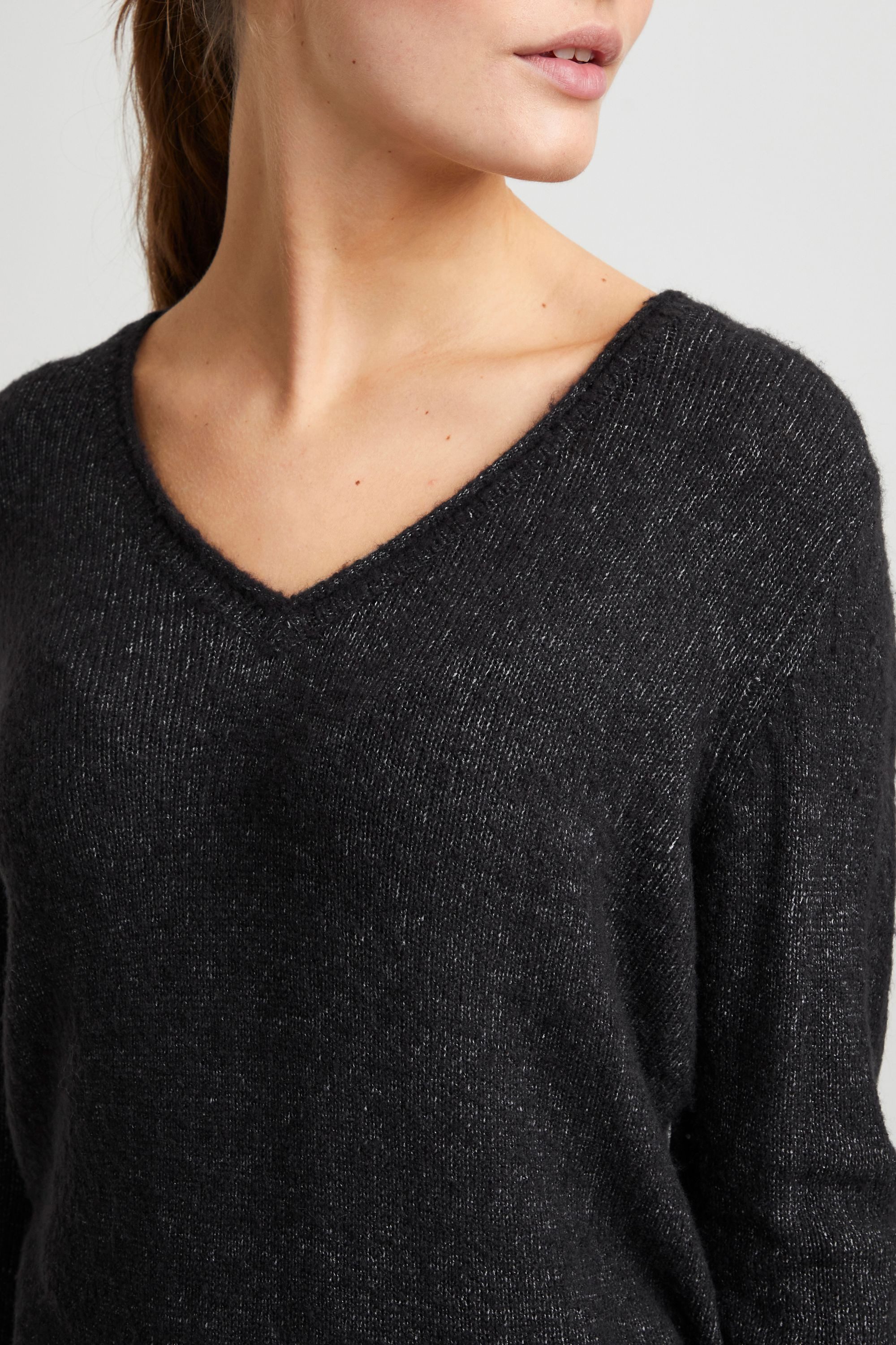 OXMO Strickpullover OXIlva Feinstrickpullover mit V-Ausschnitt günstig online kaufen