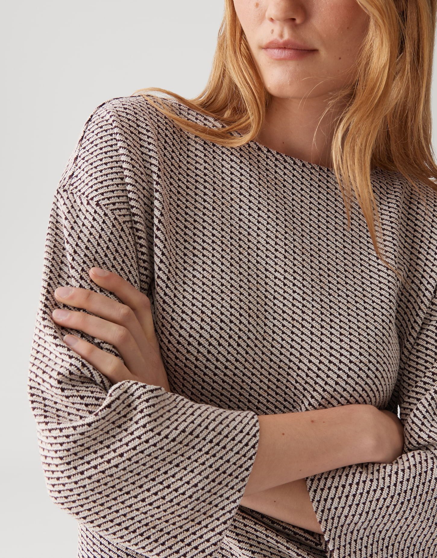 OPUS Sweatshirt GOMAN mit graphischem Muster schmal zulaufend, langer Fledermausärmel