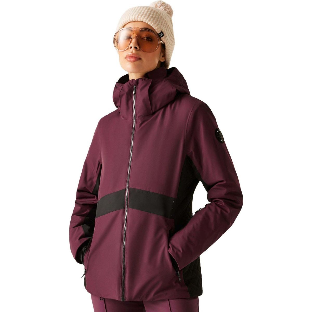 Dare2b Skijacke Issy Jacket Women Modische Skijacke mit Swarovski-Details, wasserdichtem Gewebe und