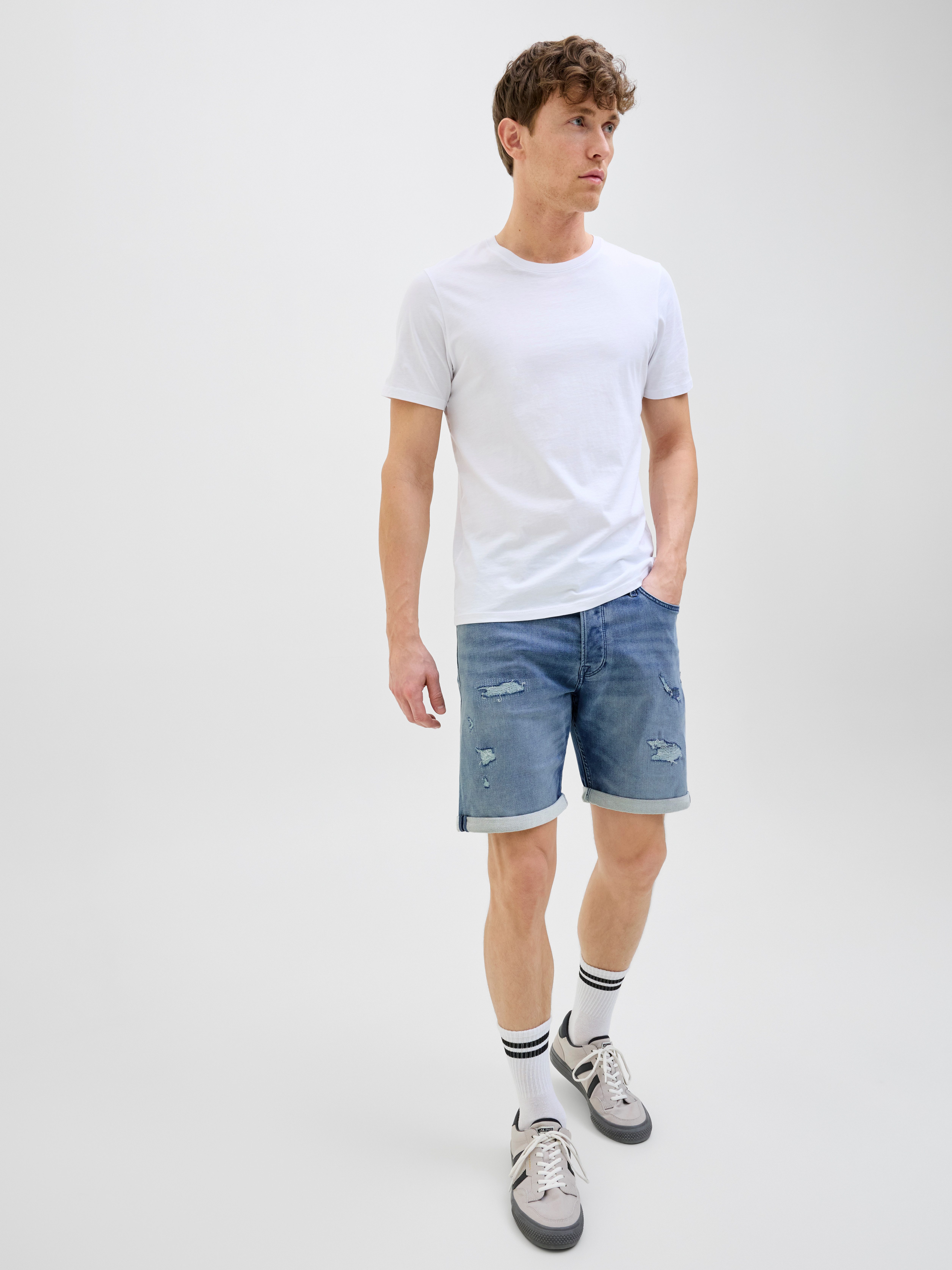 Jack & Jones Shorts JJIRICK JJICON I.K. SHORTS GE 136 SN im Five-Pocket Style