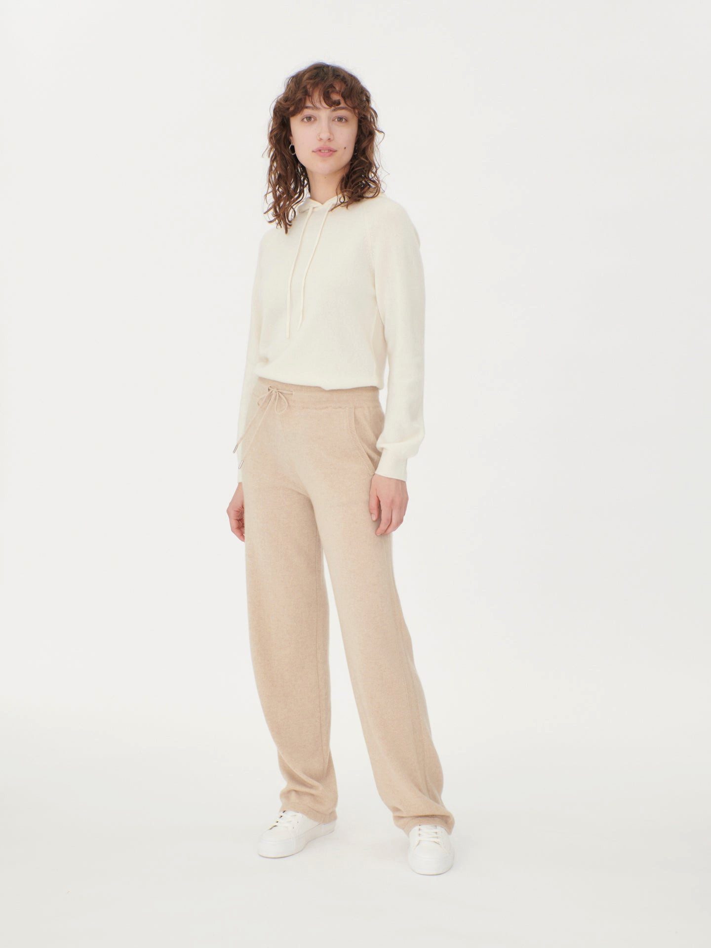 GOBI Cashmere Jogger Pants Naturfarbe Gerade Jogginghose aus Kaschmir