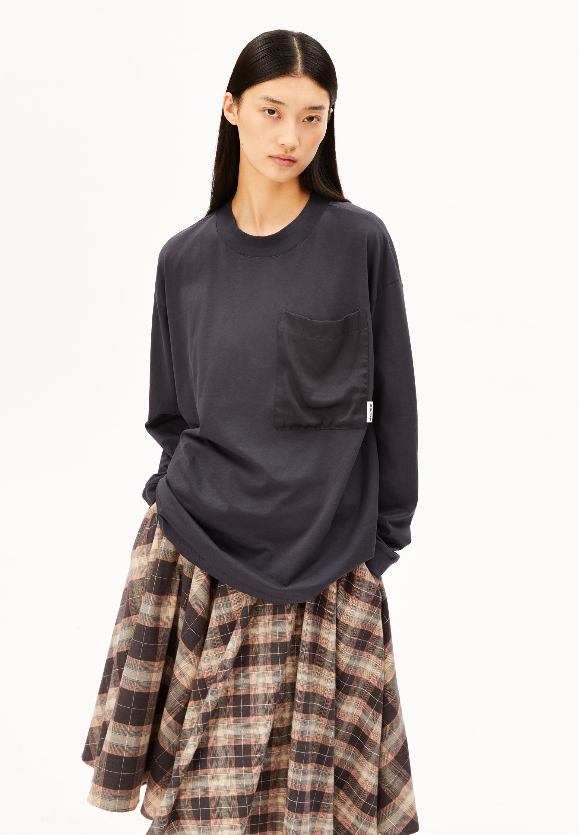 Armedangels Longsleeve PATCHED POCKET Longsleeve aus 100% Bio-Baumwolle Oversized Fit