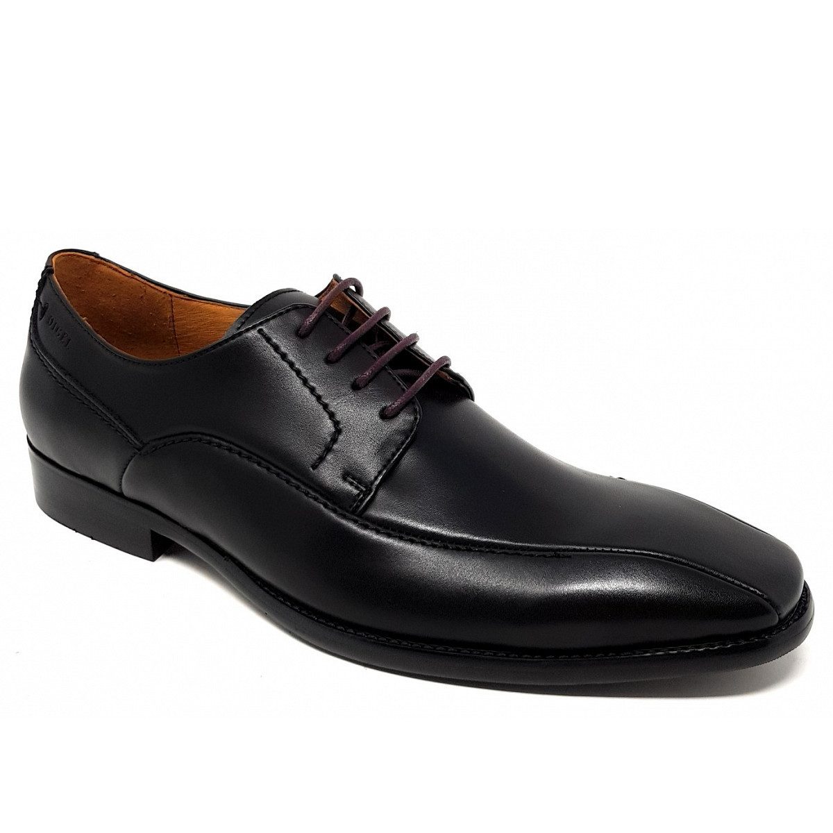 Schnürschuh
