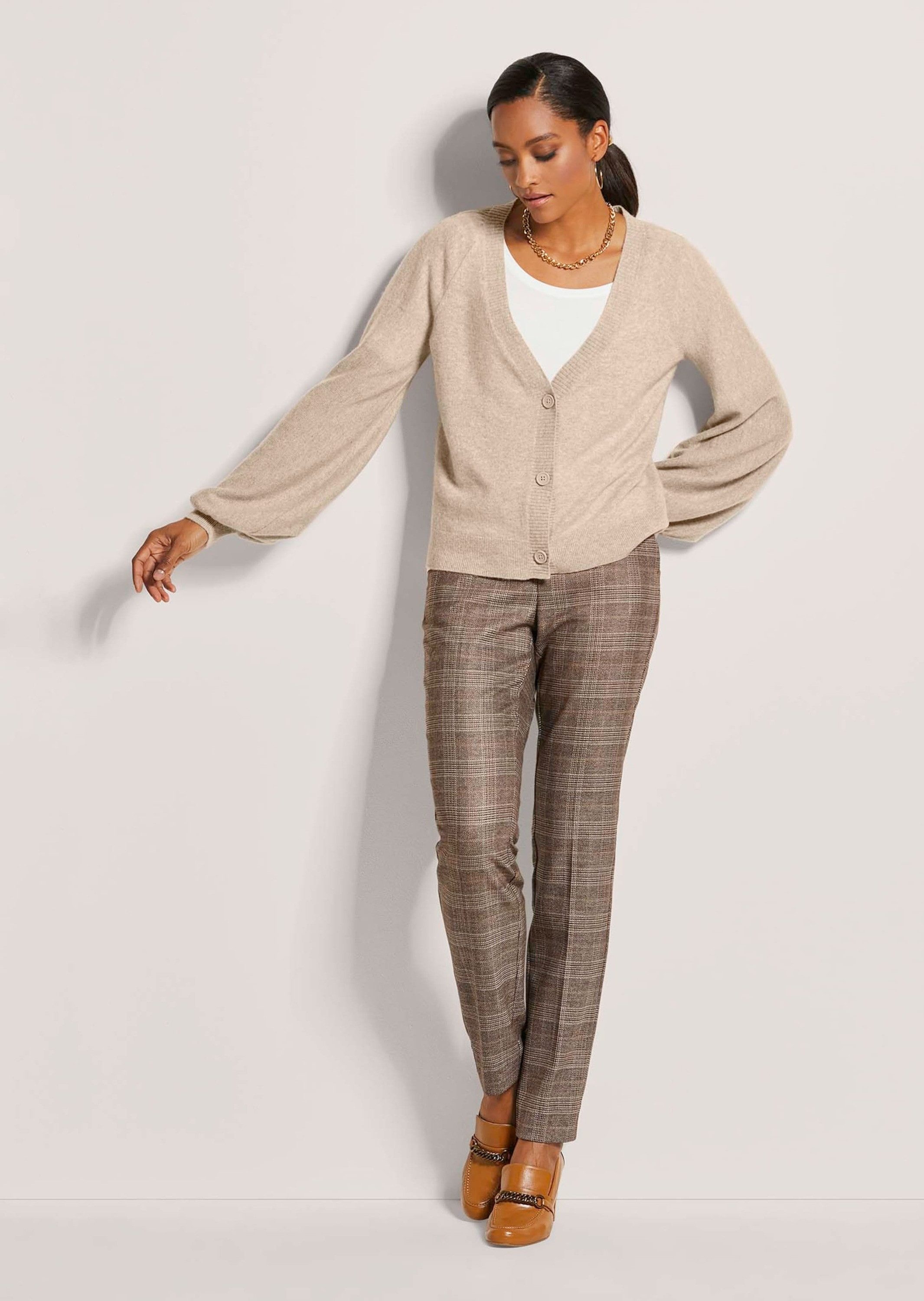 MADELEINE Strickjacke Kaschmir-Cardigan mit Ballonärmeln Jacke mit V-Aussch günstig online kaufen