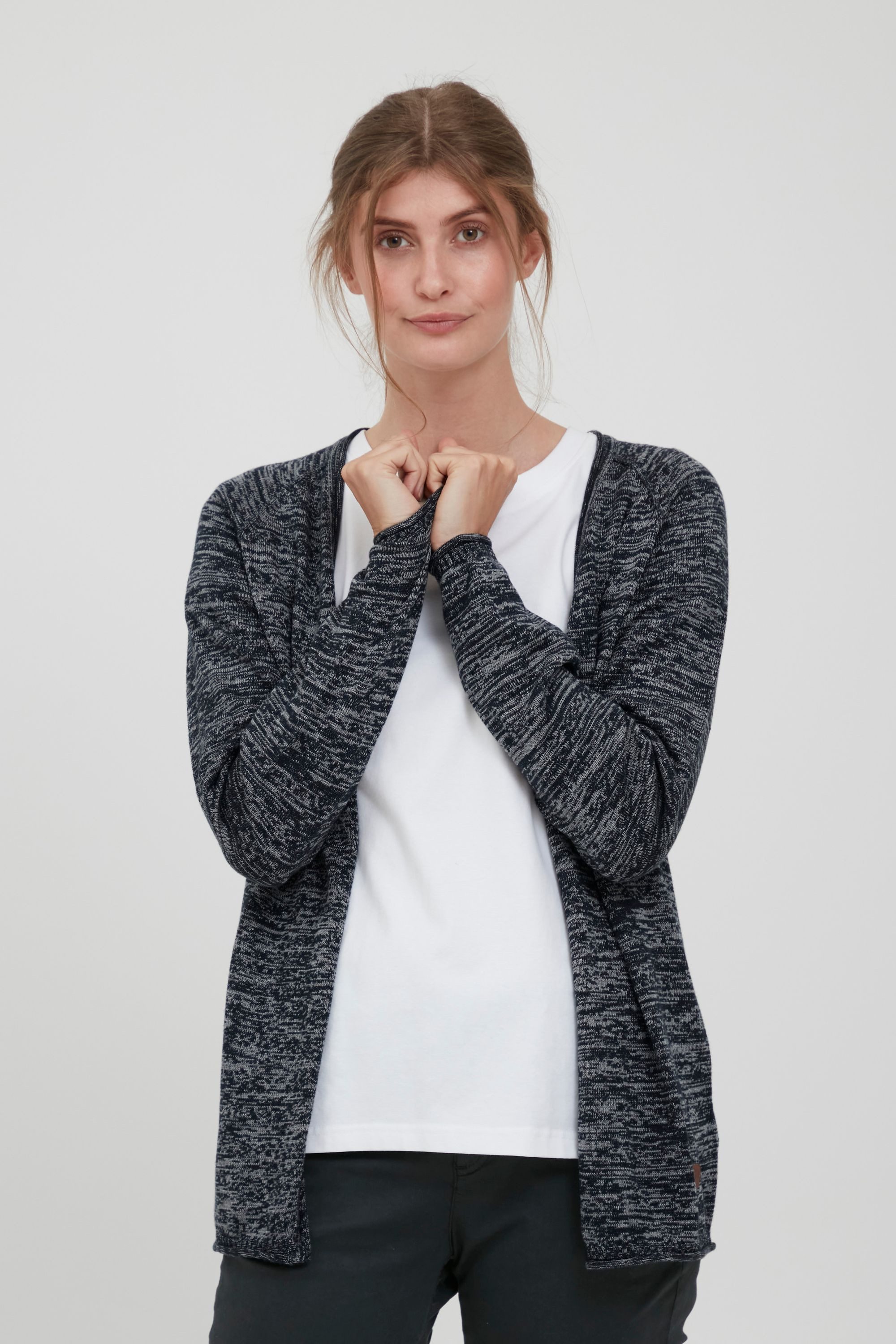 OXMO Strickjacke OXDanila Strickjacke mit aufgerollten günstig online kaufen