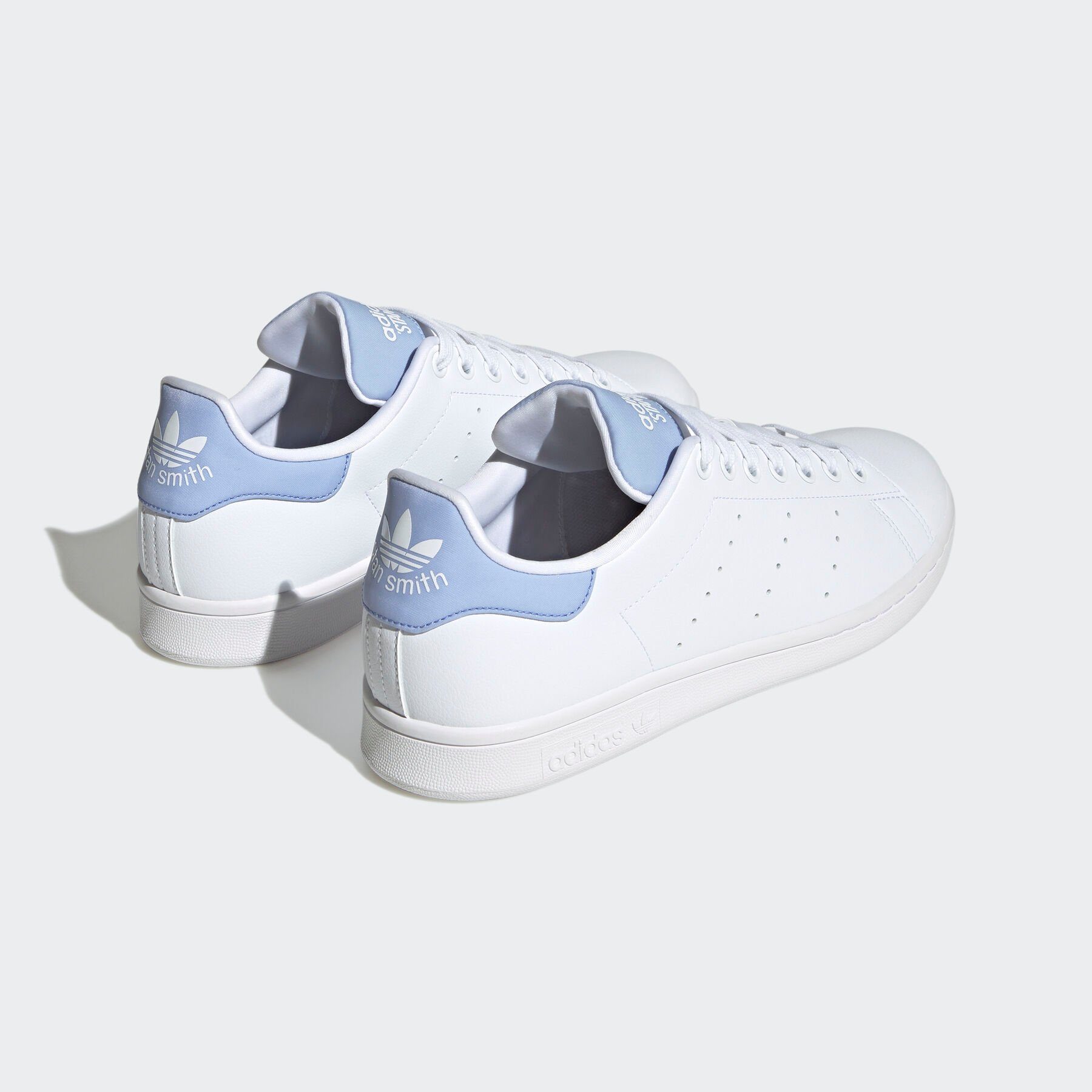 adidas / SMITH Dawn Blue White STAN Originals / Cloud White Sneaker Cloud