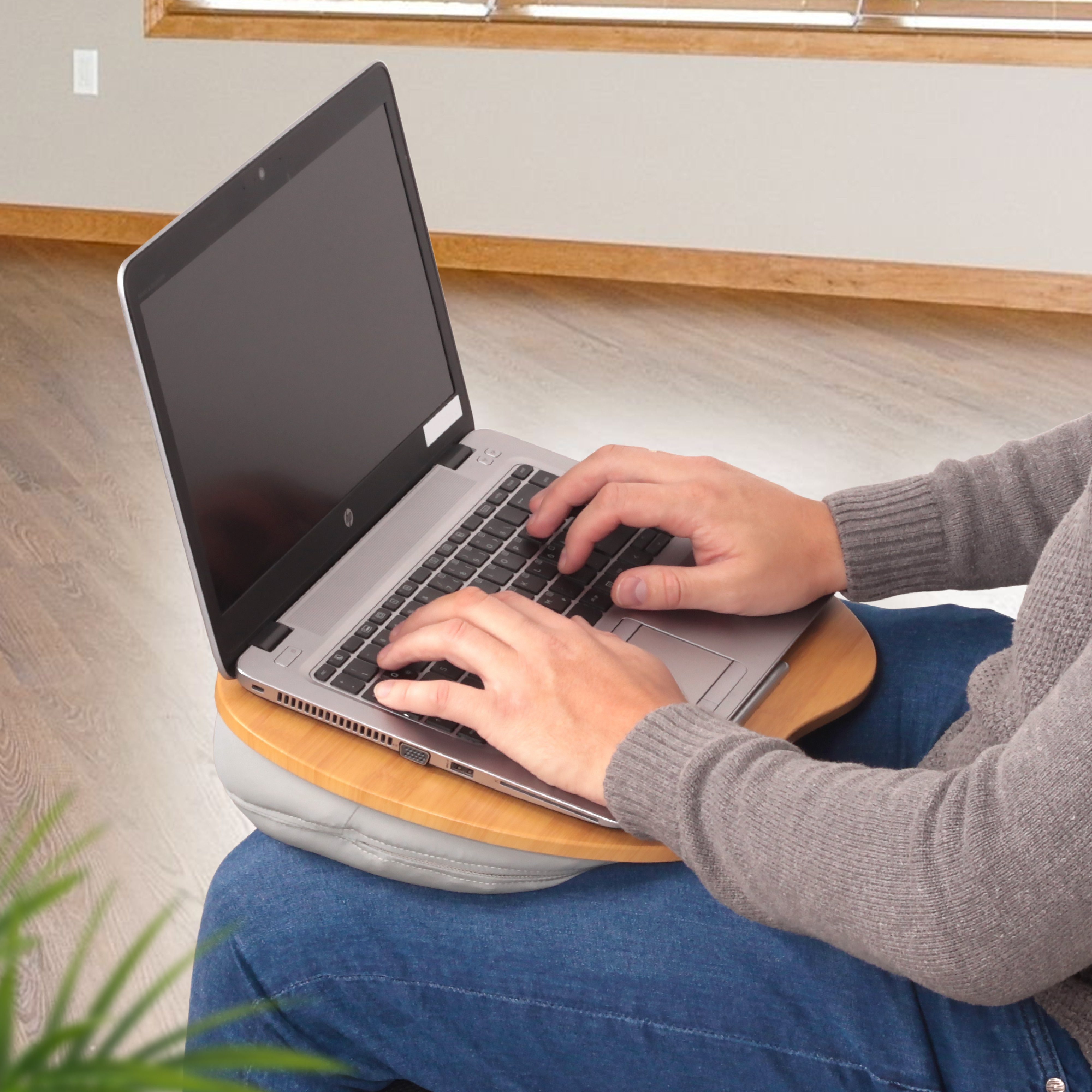 RICOO Laptoptisch Laptop-Kissen Laptop-Ständer mit Kabelführung Knietablett günstig online kaufen