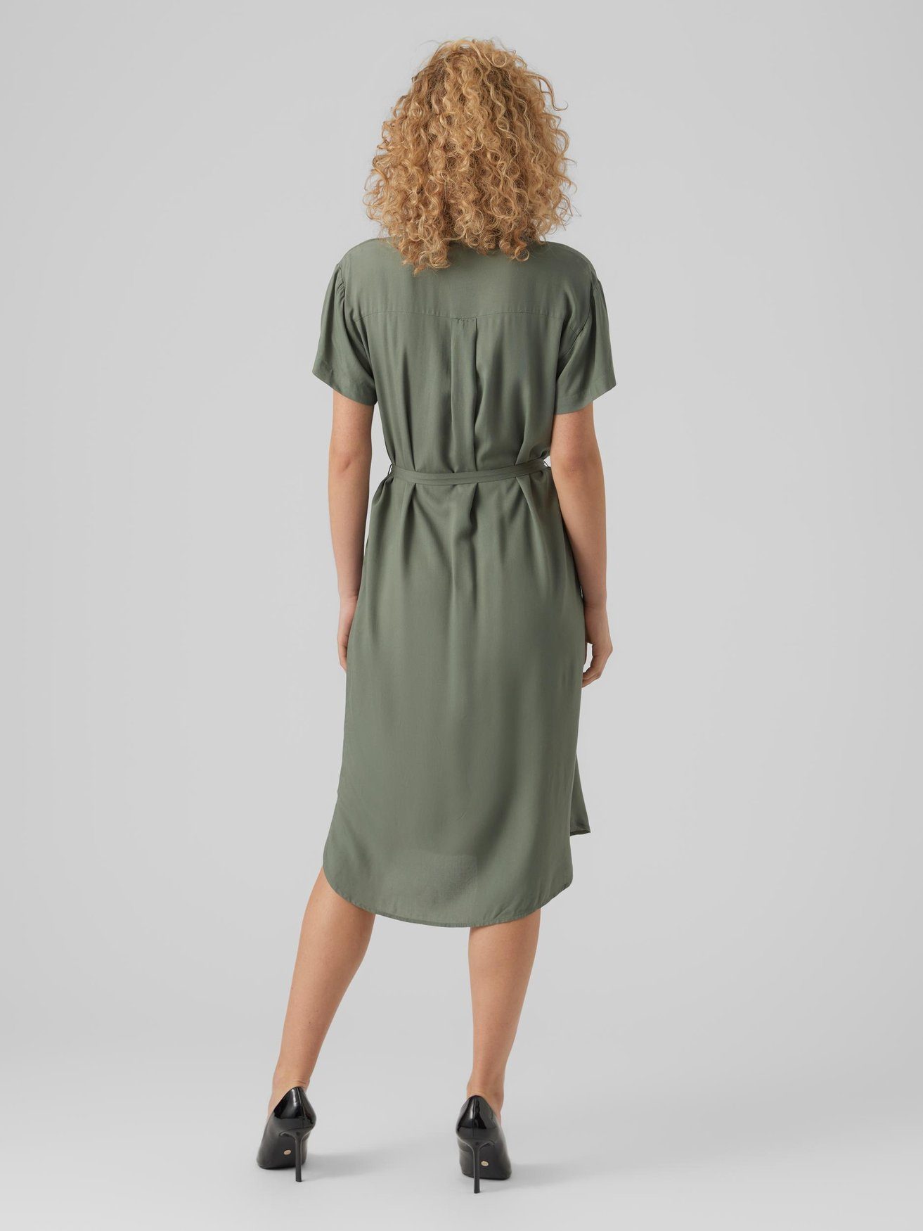 Vero Moda (lang) Basic in VMBUMPY Shirtkleid Midi Leichtes Kurzärmliges Kleid 5760 Grün-2
