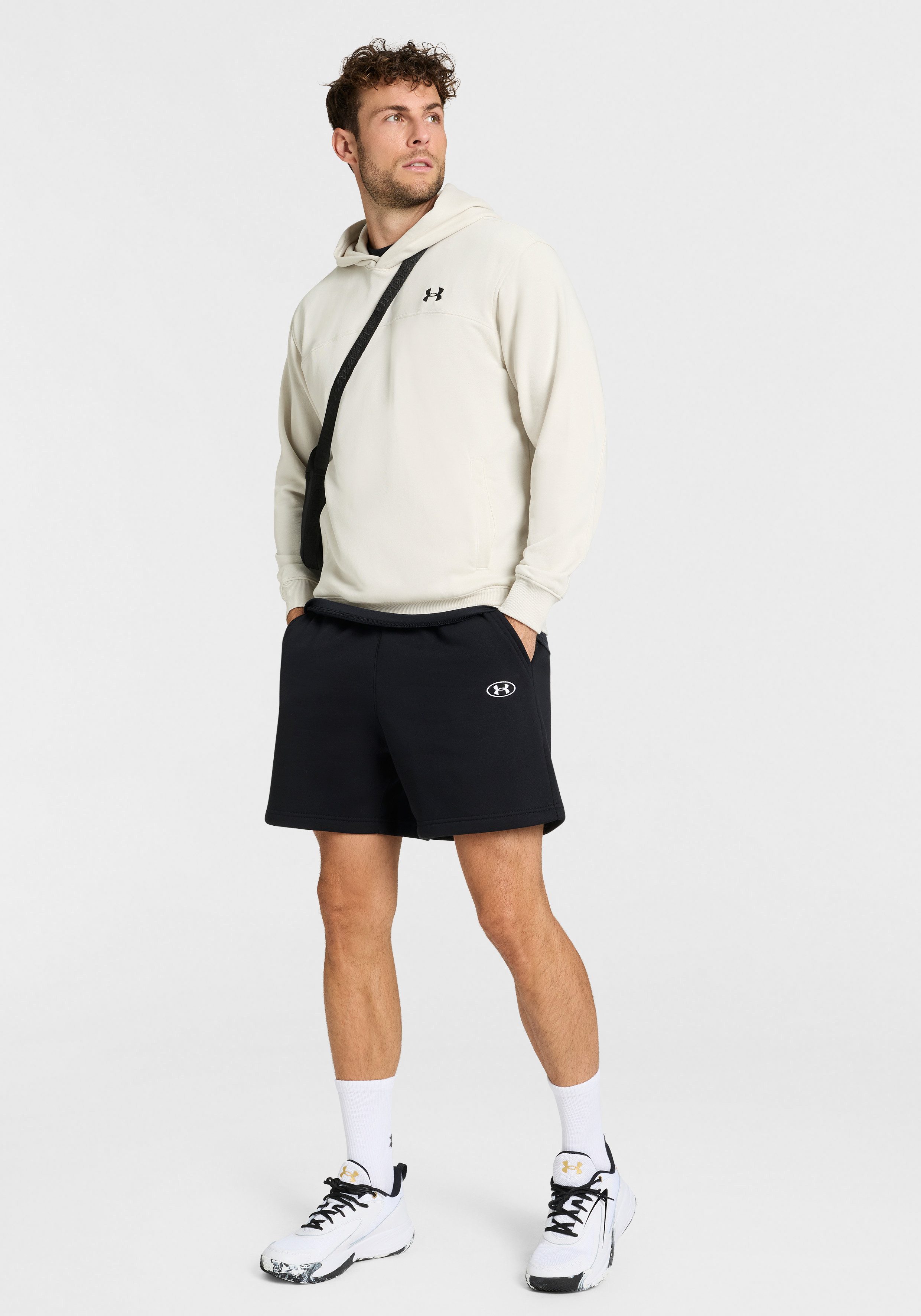 Zum Outfit 10
